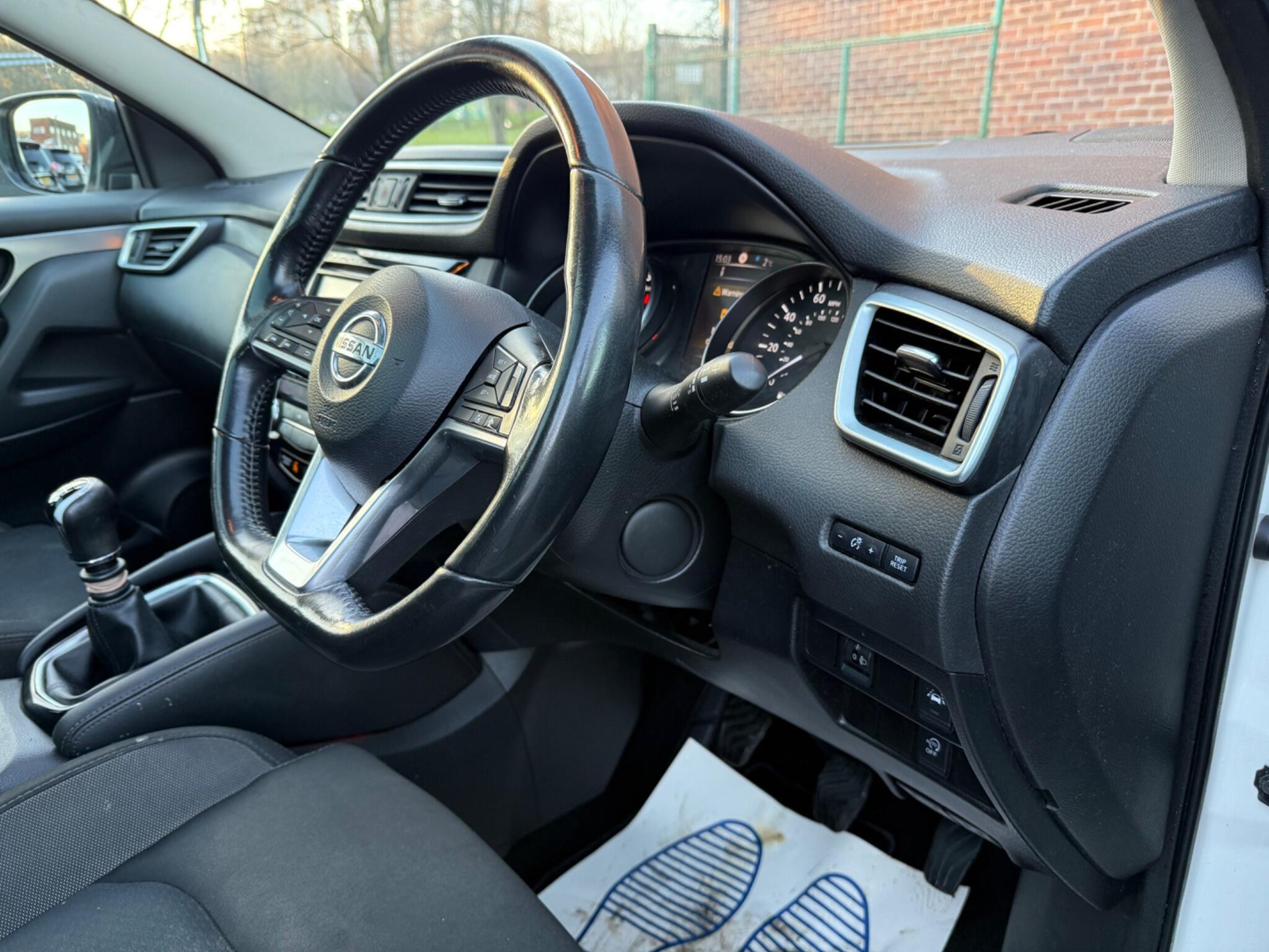 Nissan Qashqai - Image 16
