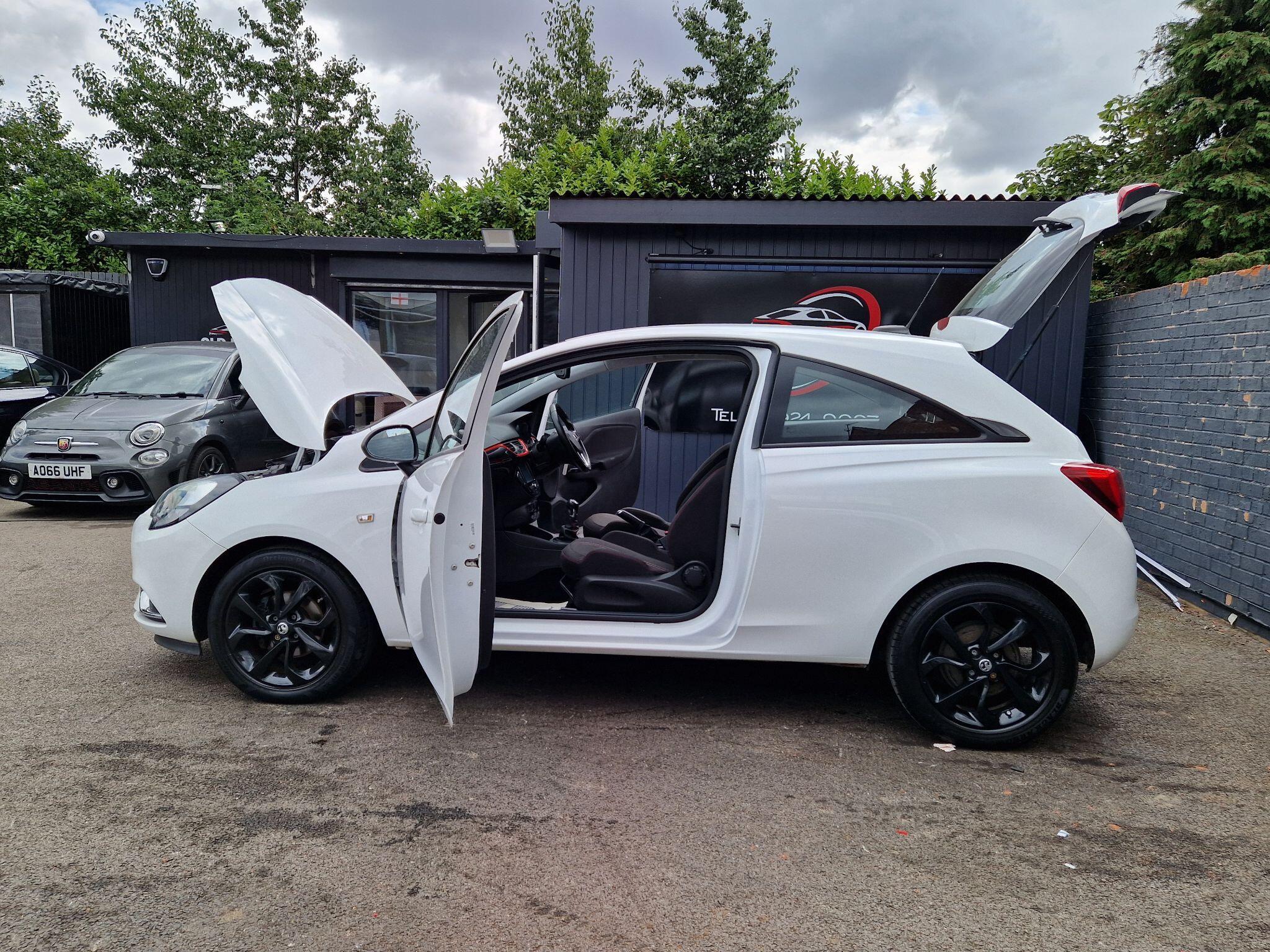 Vauxhall Corsa - Image 15