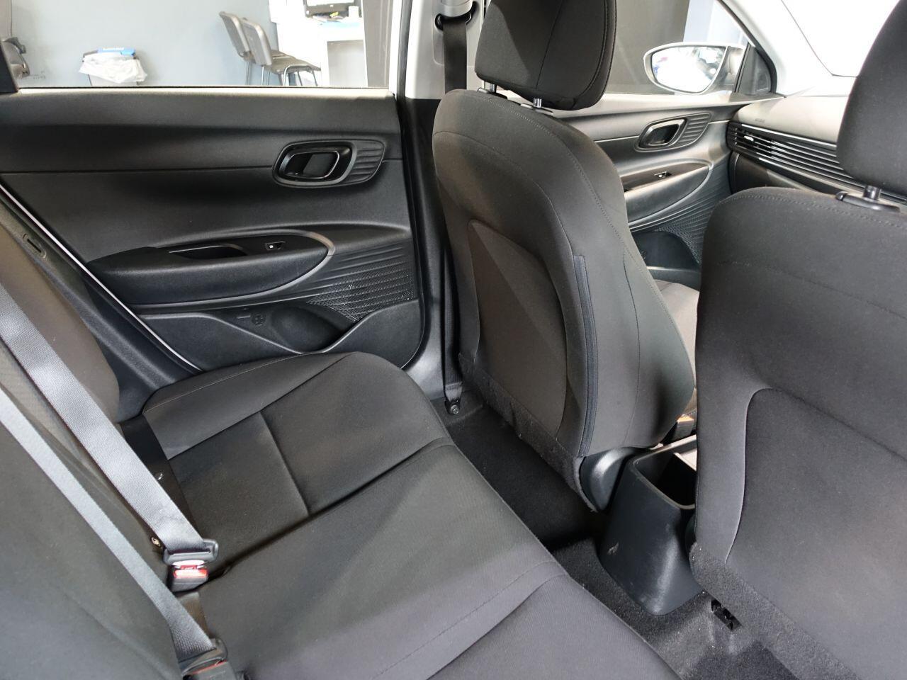 Hyundai i20 - Image 15