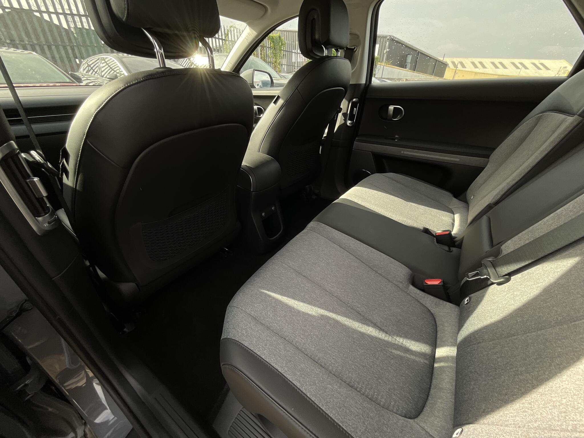 Hyundai Ioniq 5 - Image 13