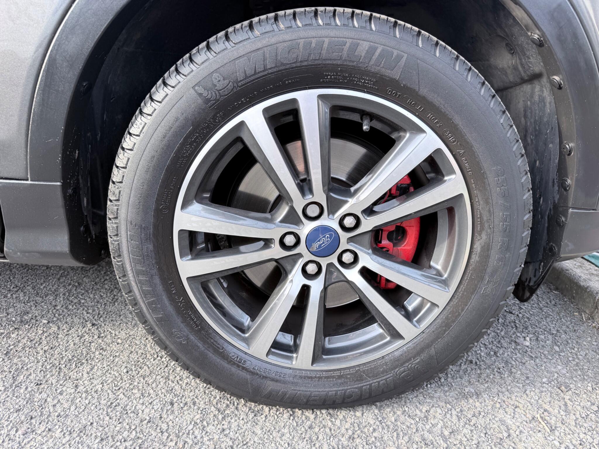 Ford Kuga - Image 29