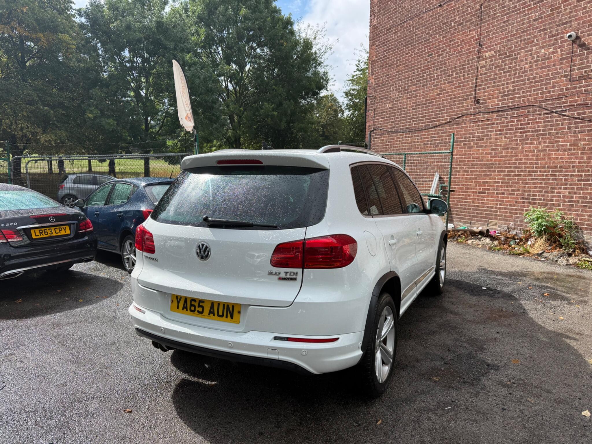 Volkswagen Tiguan - Image 7