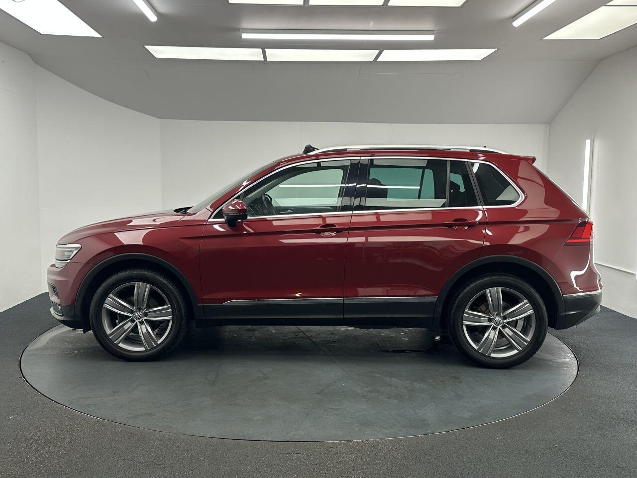 Volkswagen Tiguan - Image 7