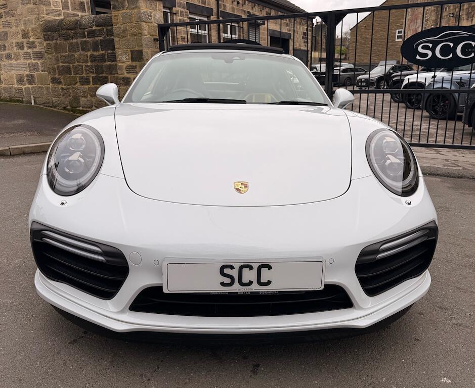 Porsche 911 - Image 16