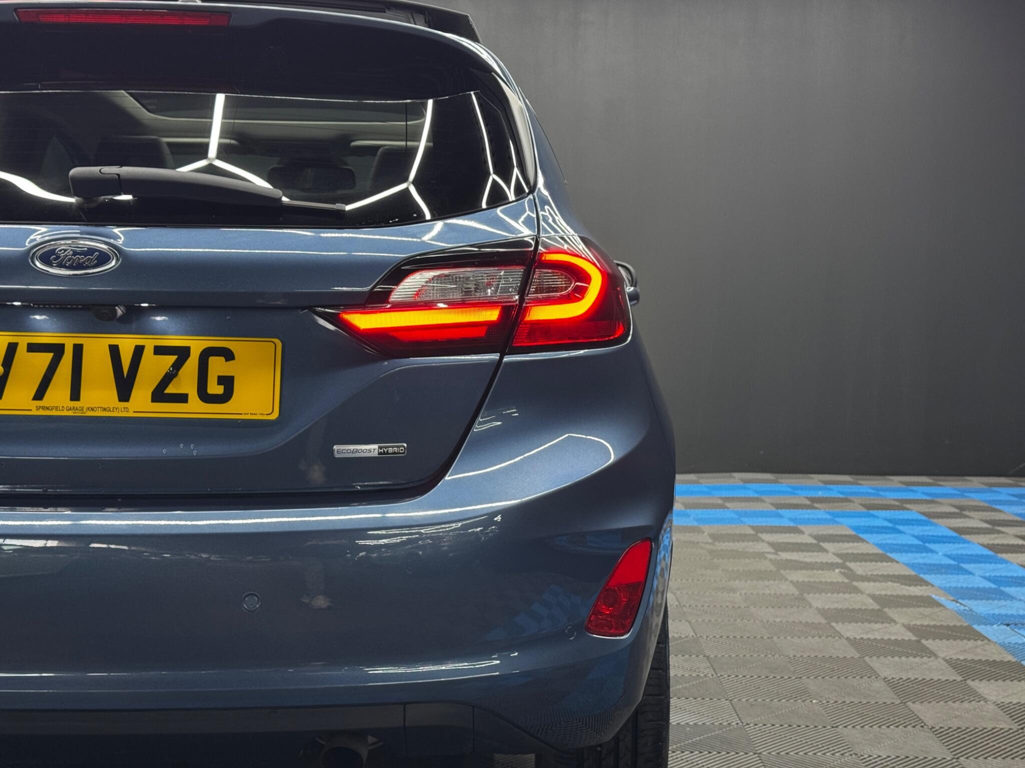 Ford Fiesta - Image 44