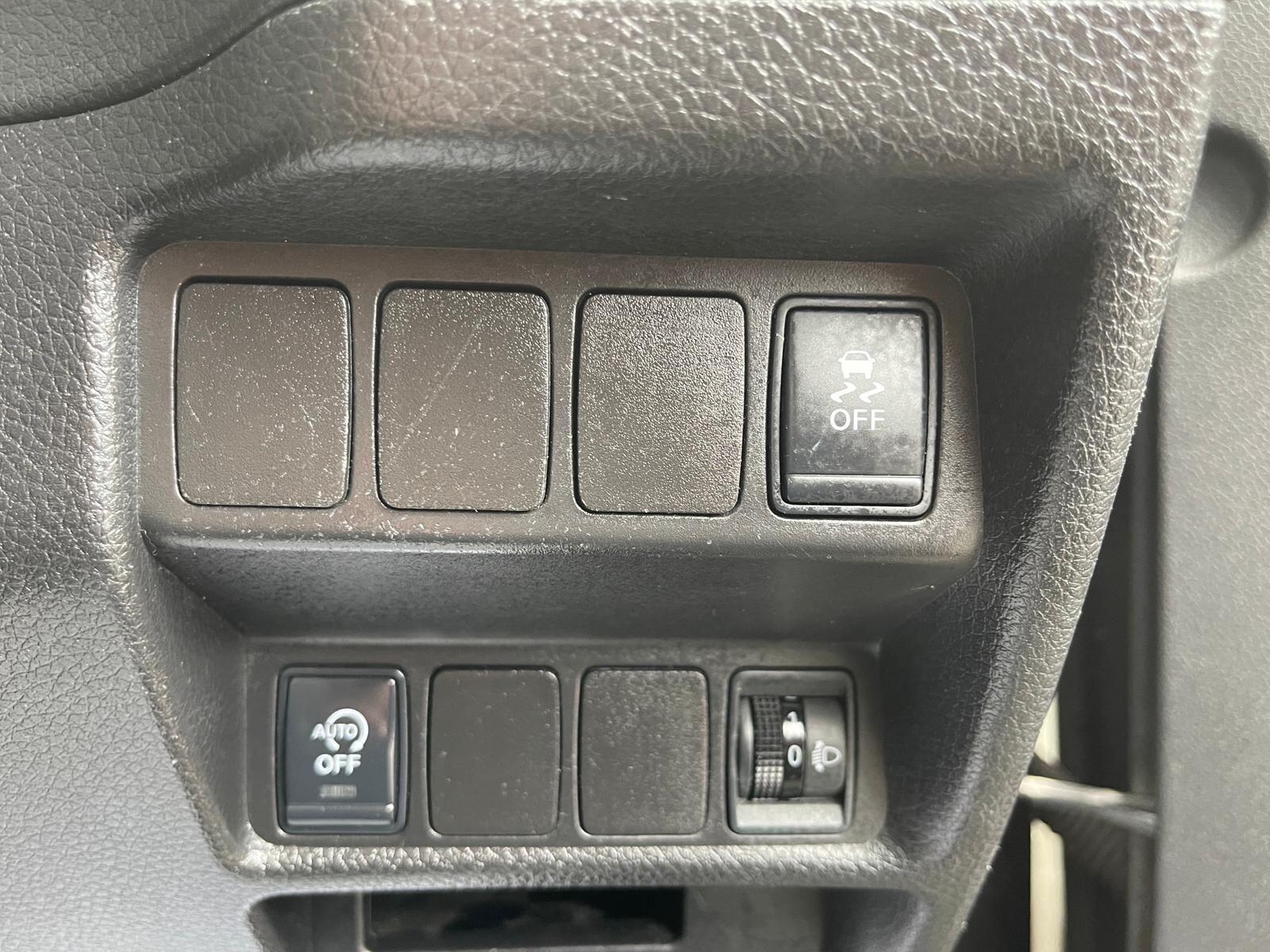 Nissan X-Trail - Image 30