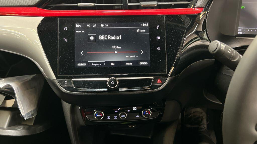 Vauxhall Corsa - Image 4