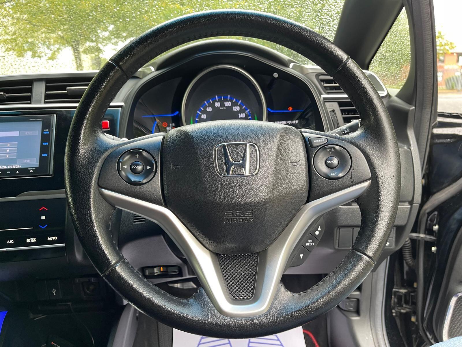 Honda FIT - Image 39