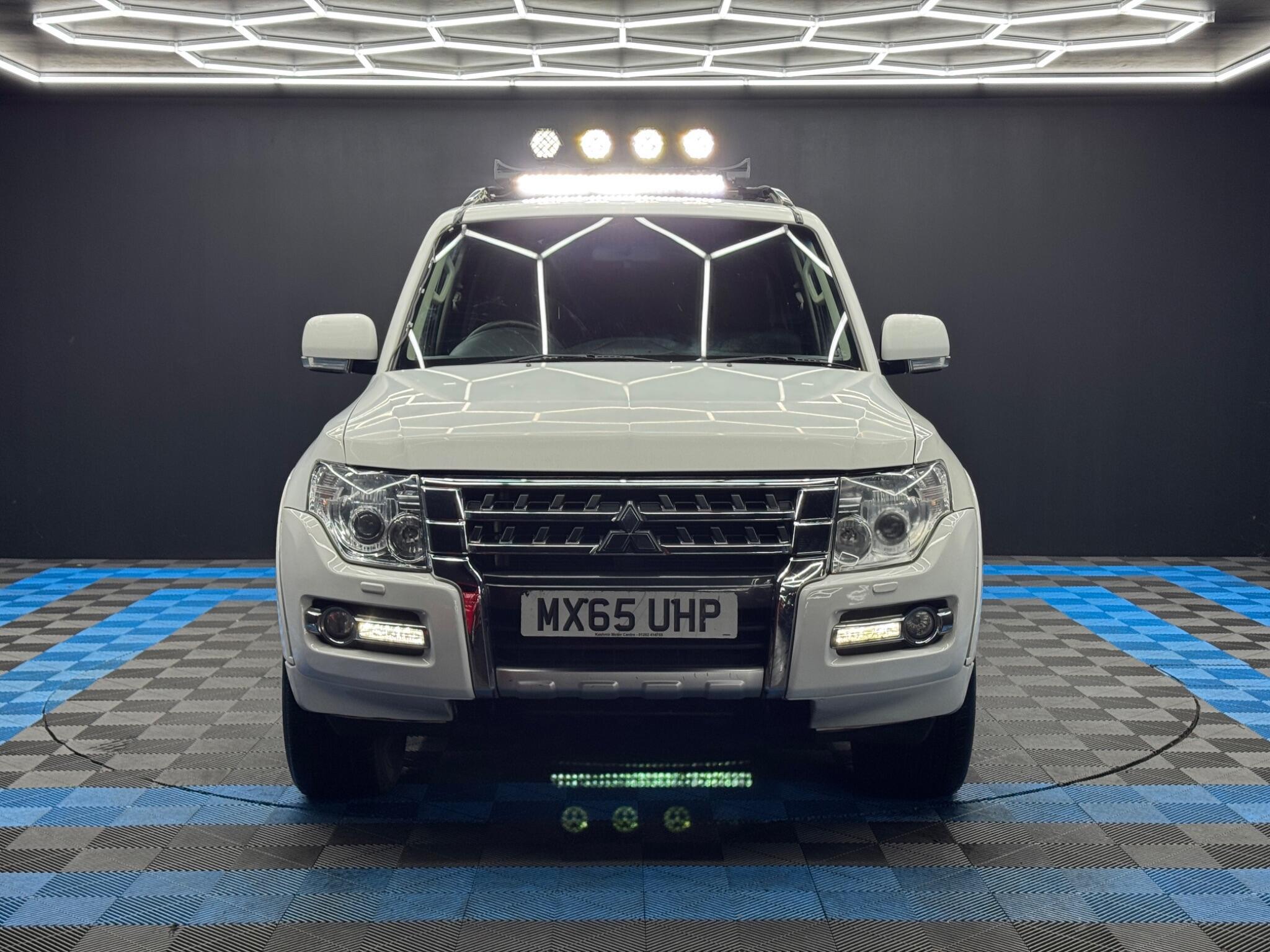 Mitsubishi Shogun - Image 2