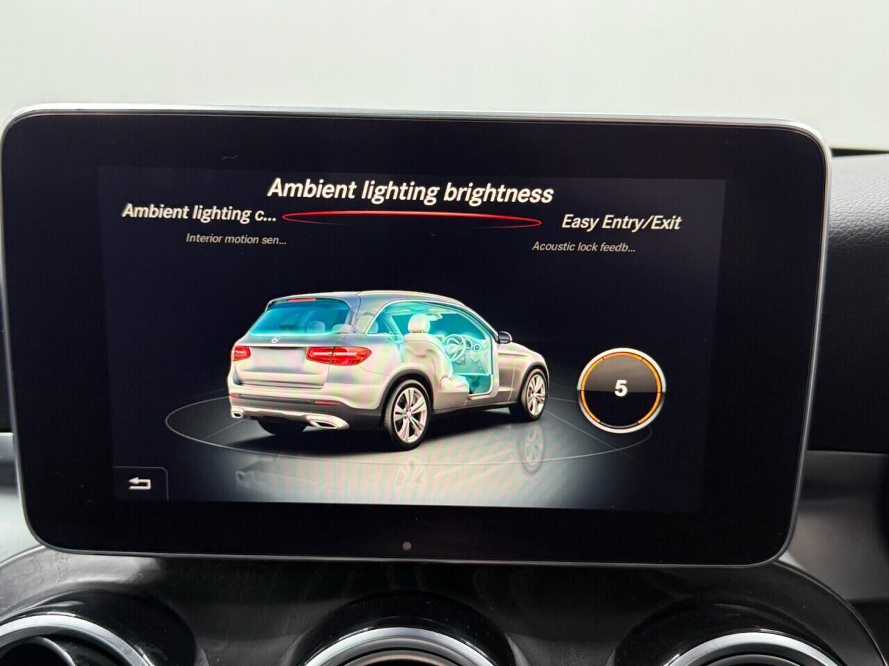 Mercedes GLC - Image 15