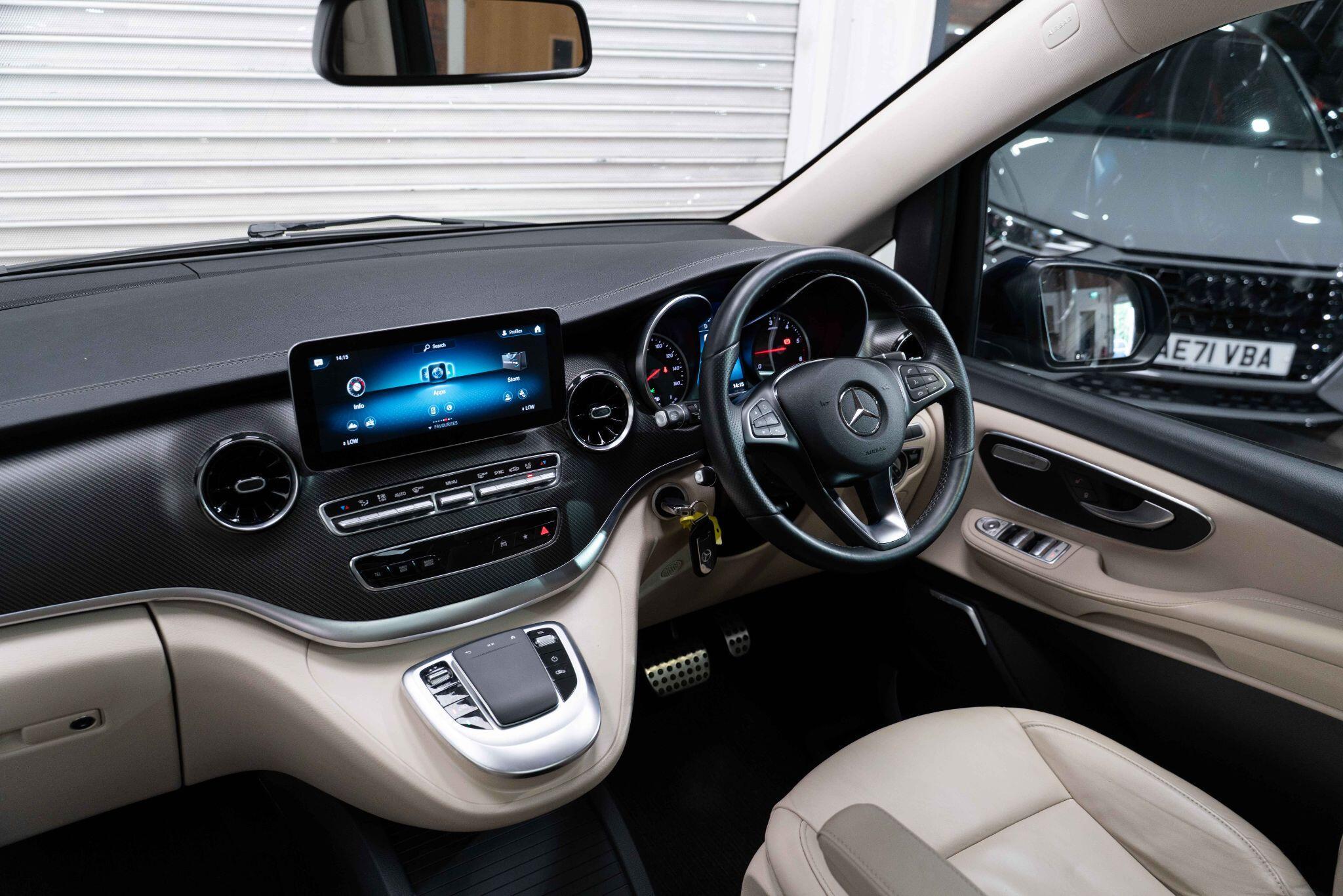 Mercedes V Class - Image 9