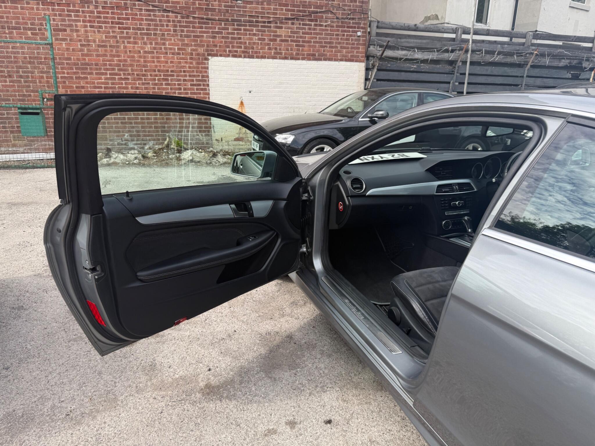 Mercedes C Class - Image 20