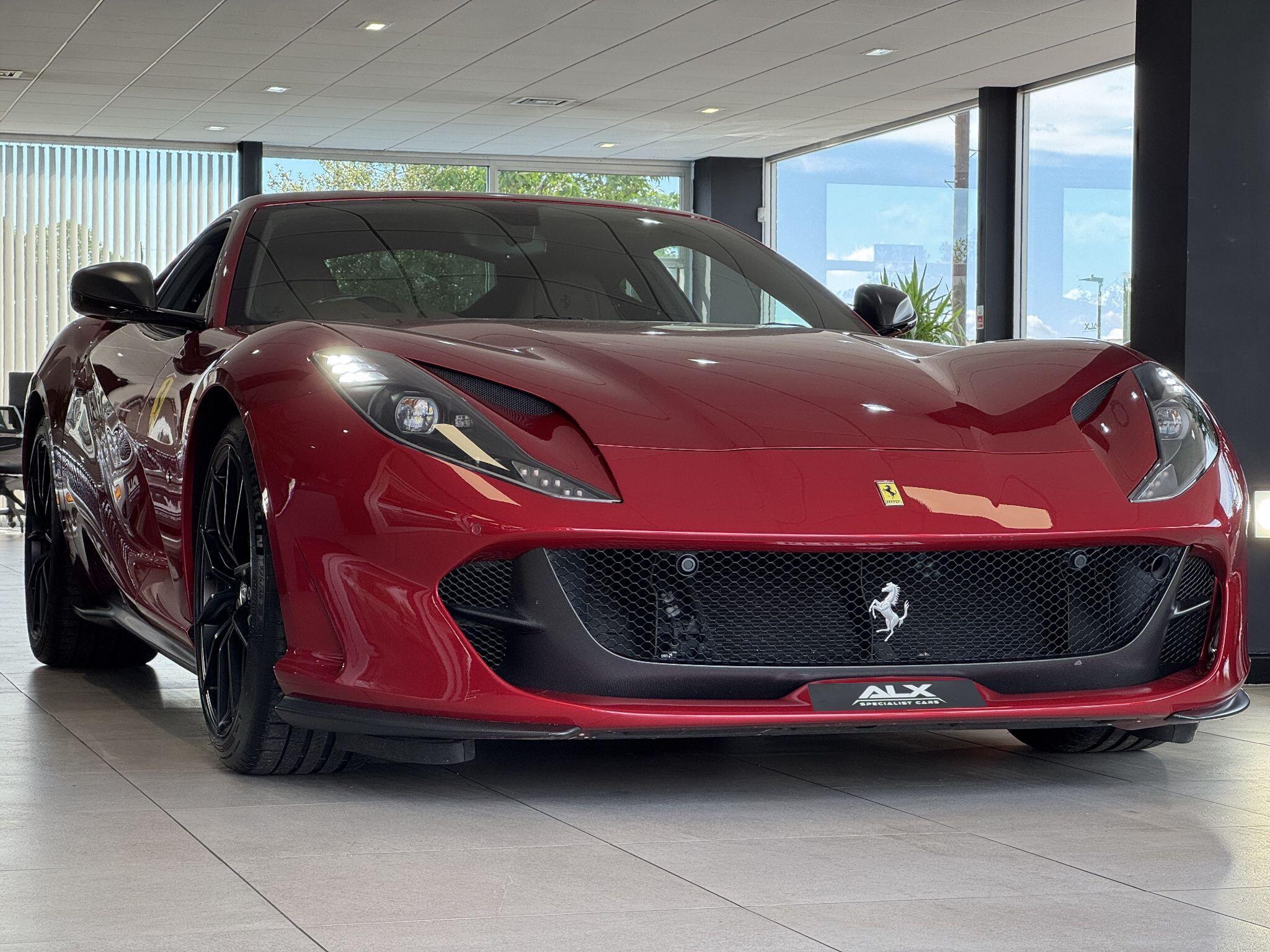 Ferrari 812 Superfast - Image 13