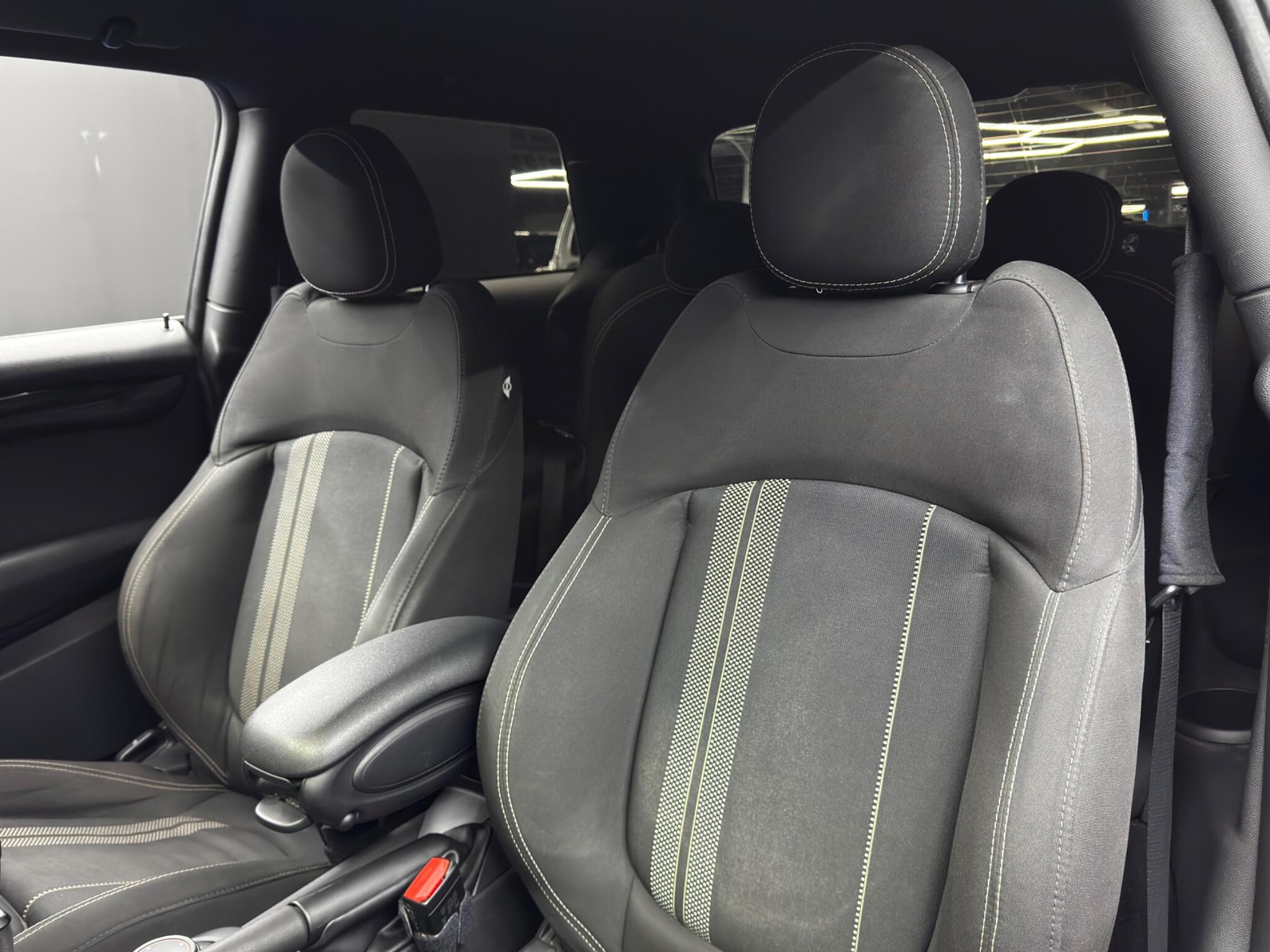 MINI Hatch - Image 13