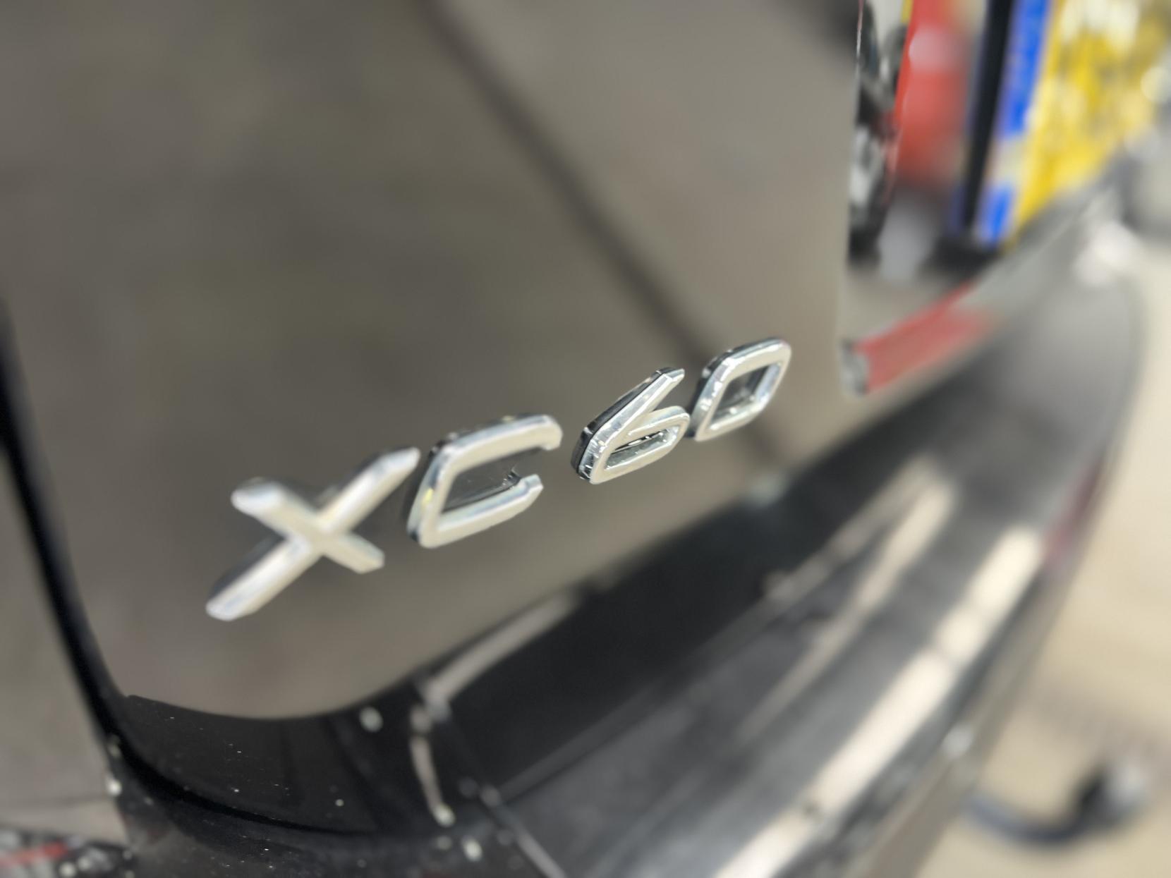 Volvo XC60 - Image 14
