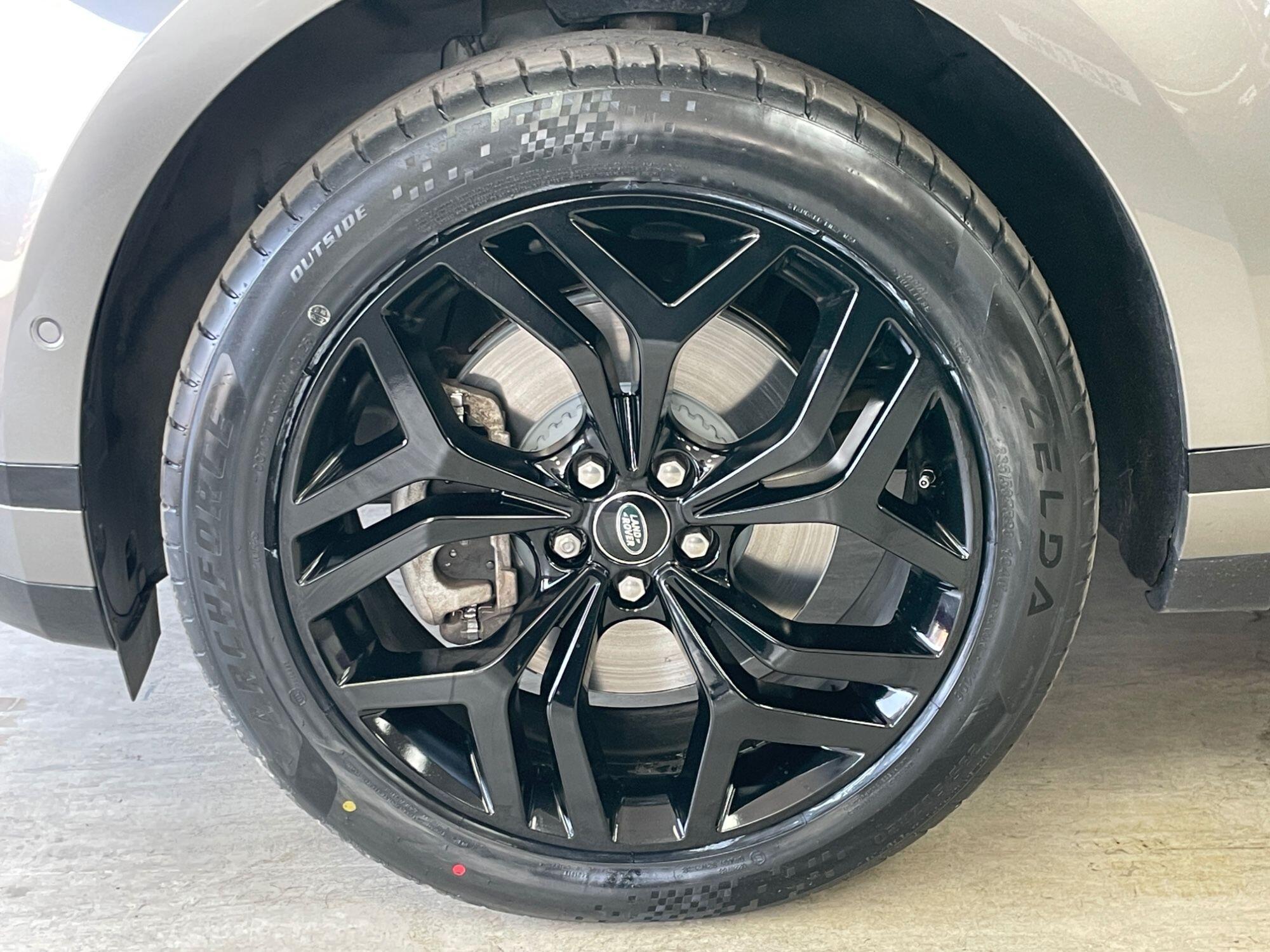 Land Rover Range Rover Evoque - Image 15