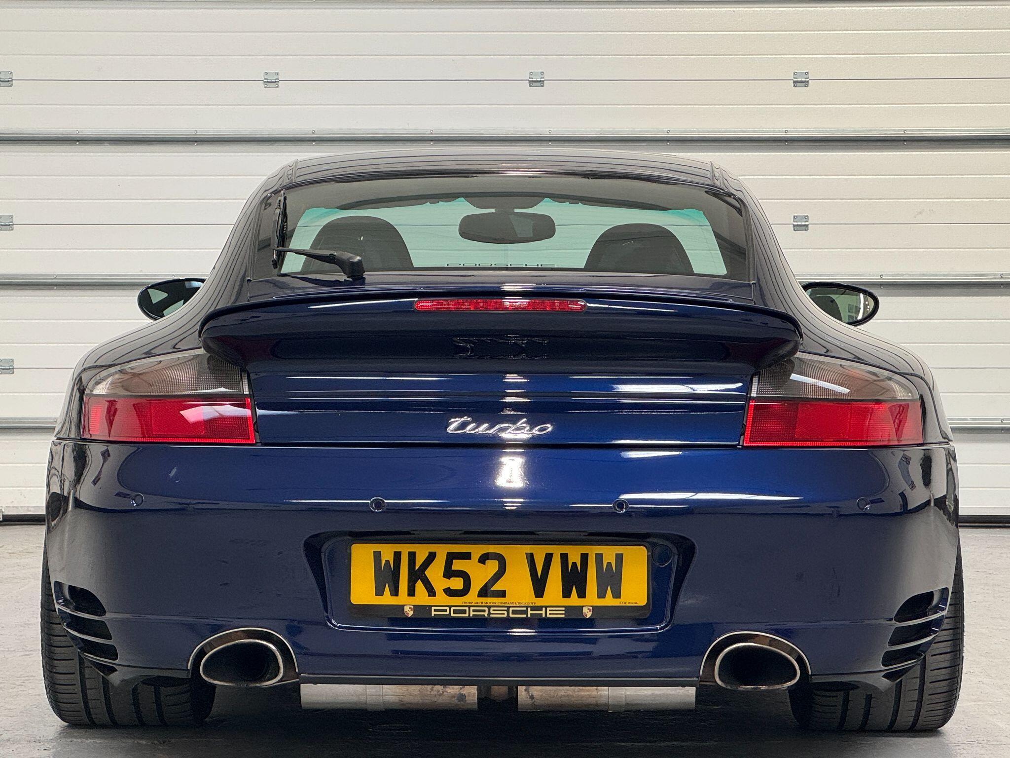 Porsche 911 - Image 13