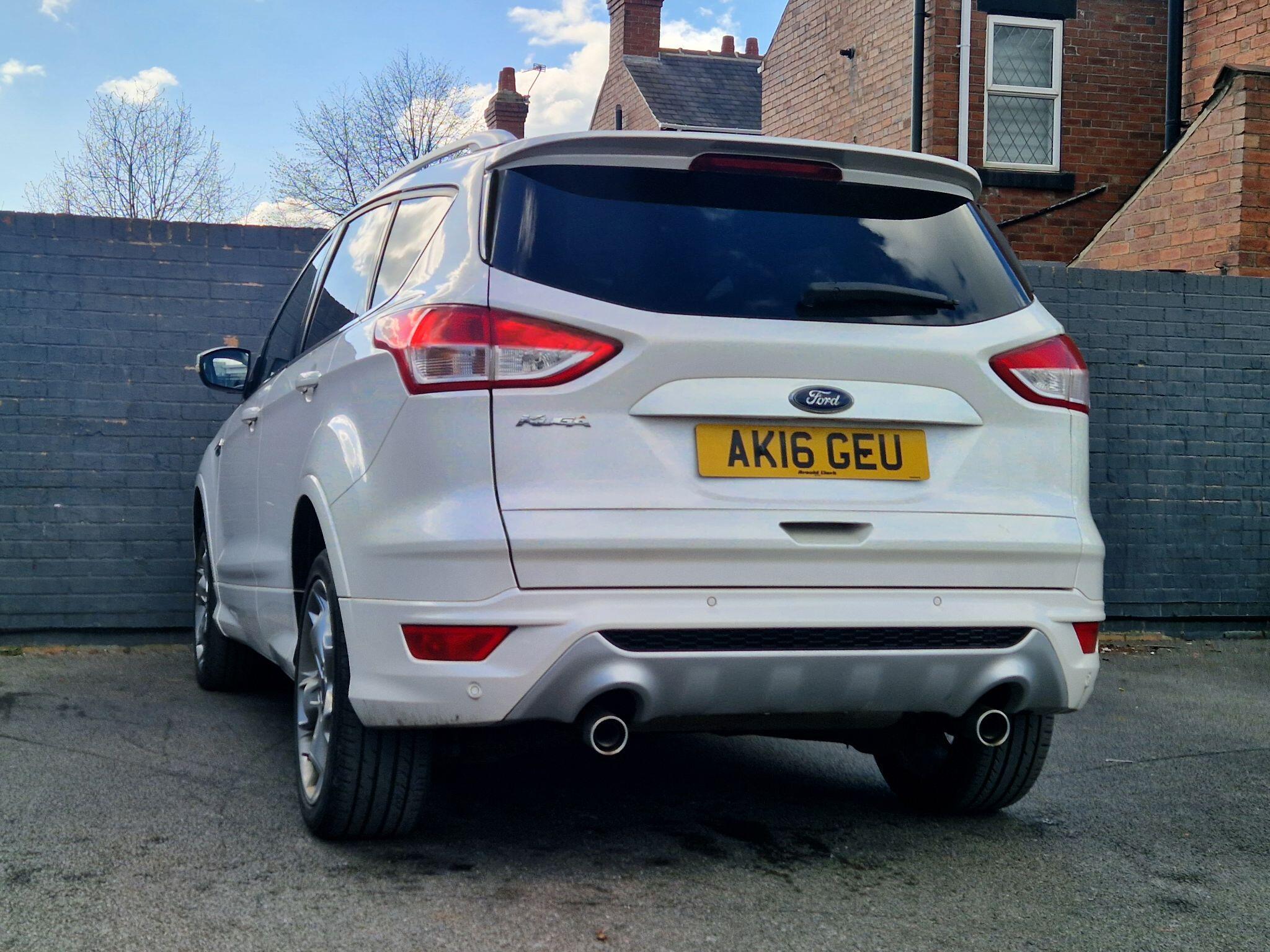 Ford Kuga - Image 23