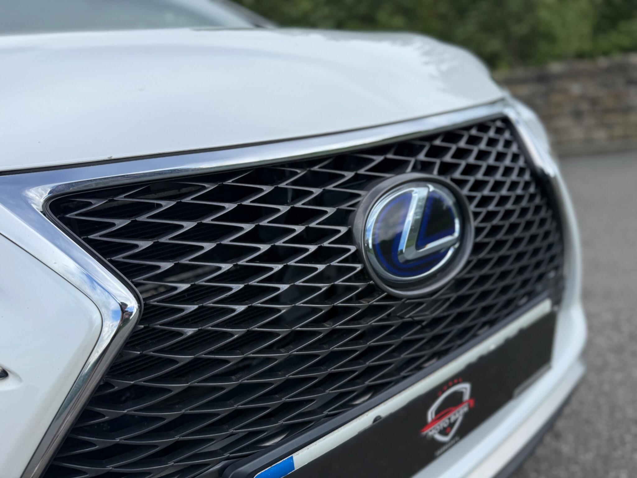 Lexus NX - Image 25