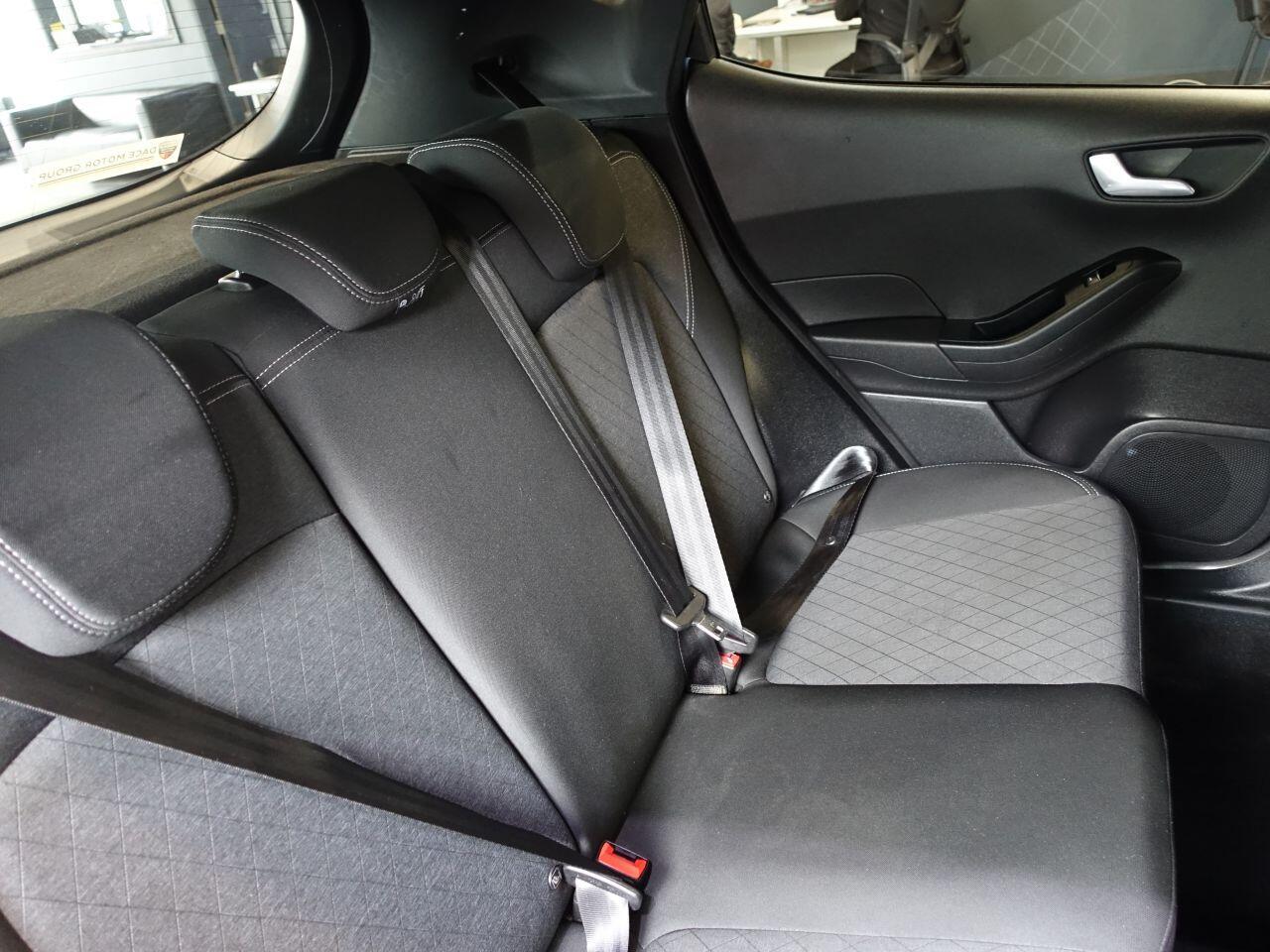 Ford Fiesta - Image 14