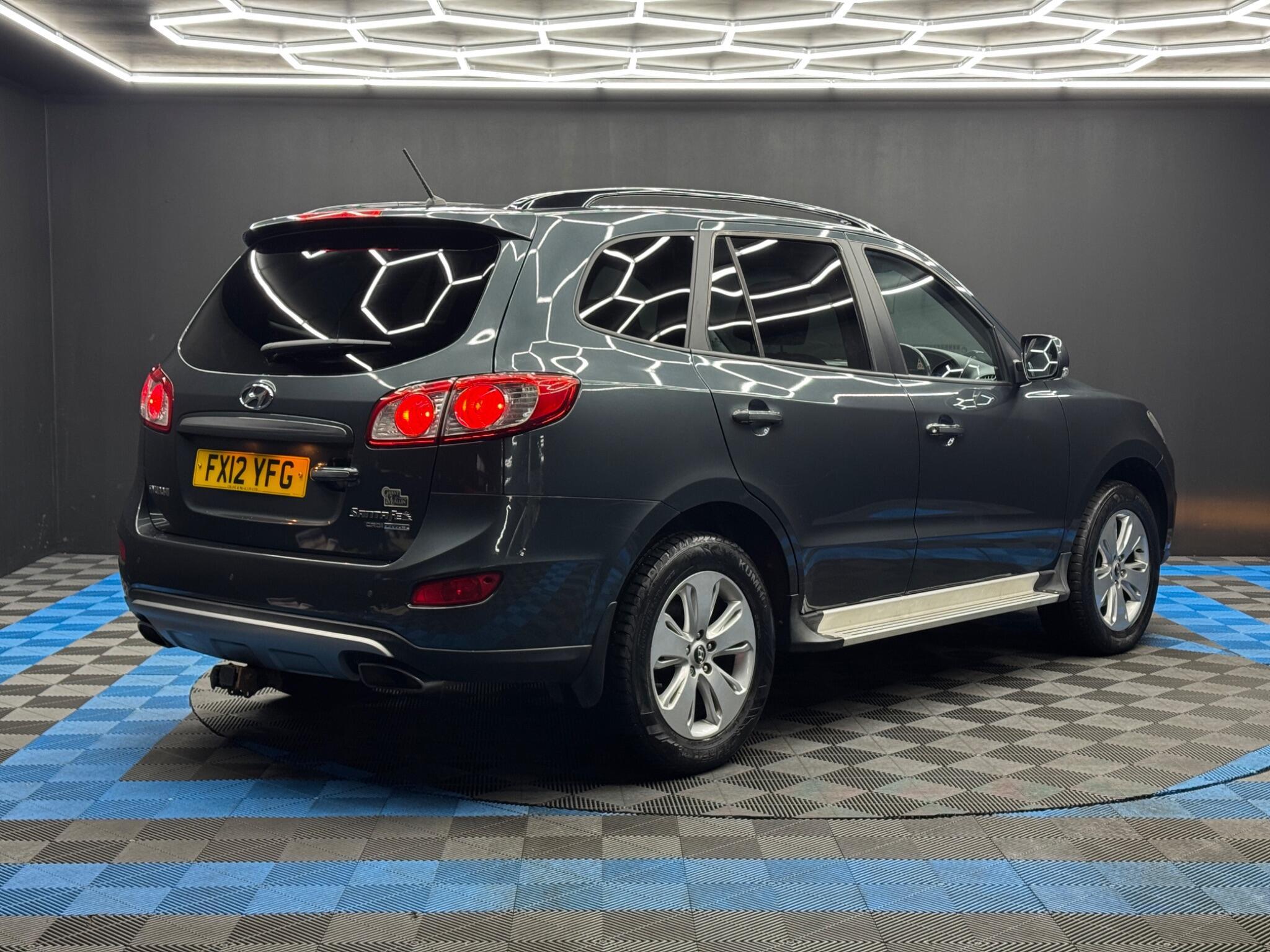 Hyundai Santa Fe - Image 5