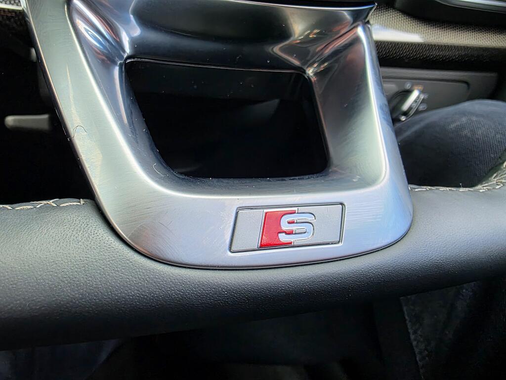 Audi SQ5 - Image 38