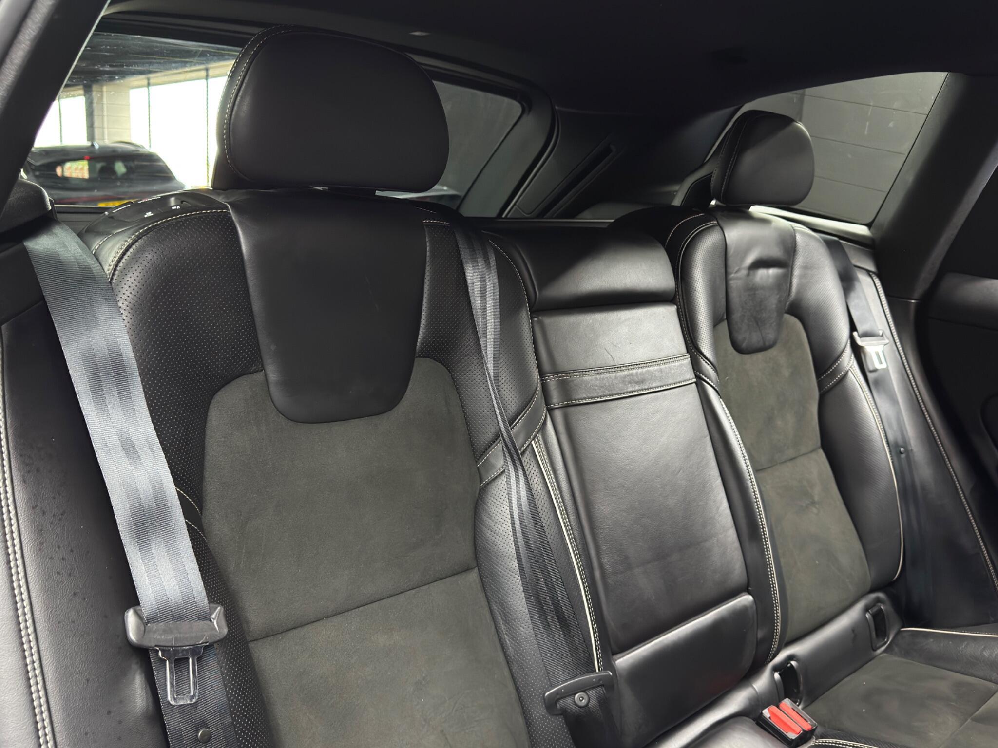 Volvo XC60 - Image 13