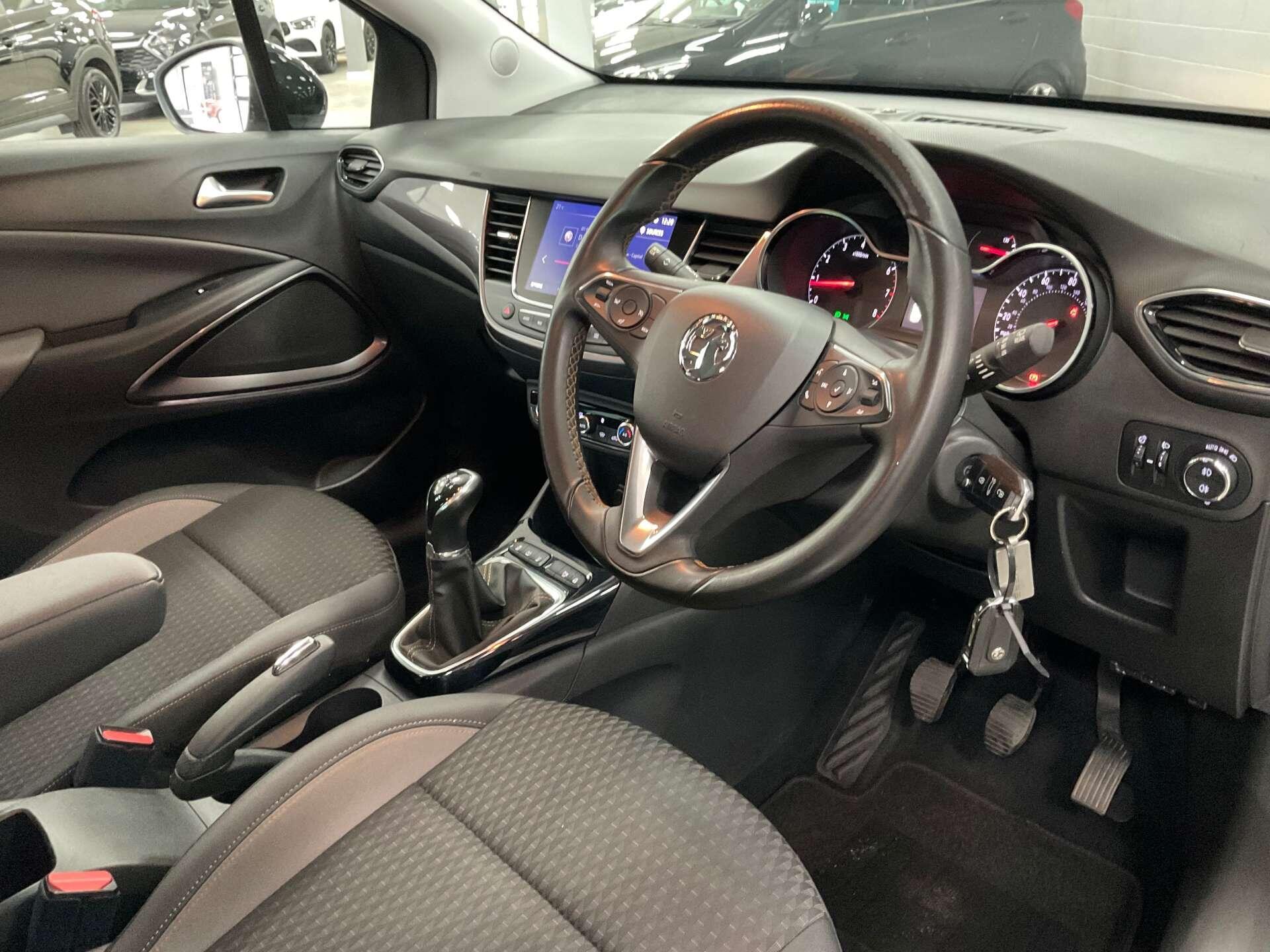 Vauxhall Crossland X - Image 19