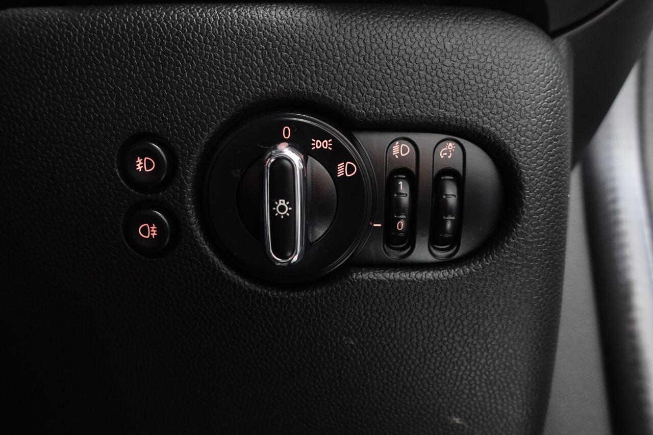 MINI Hatch - Image 35