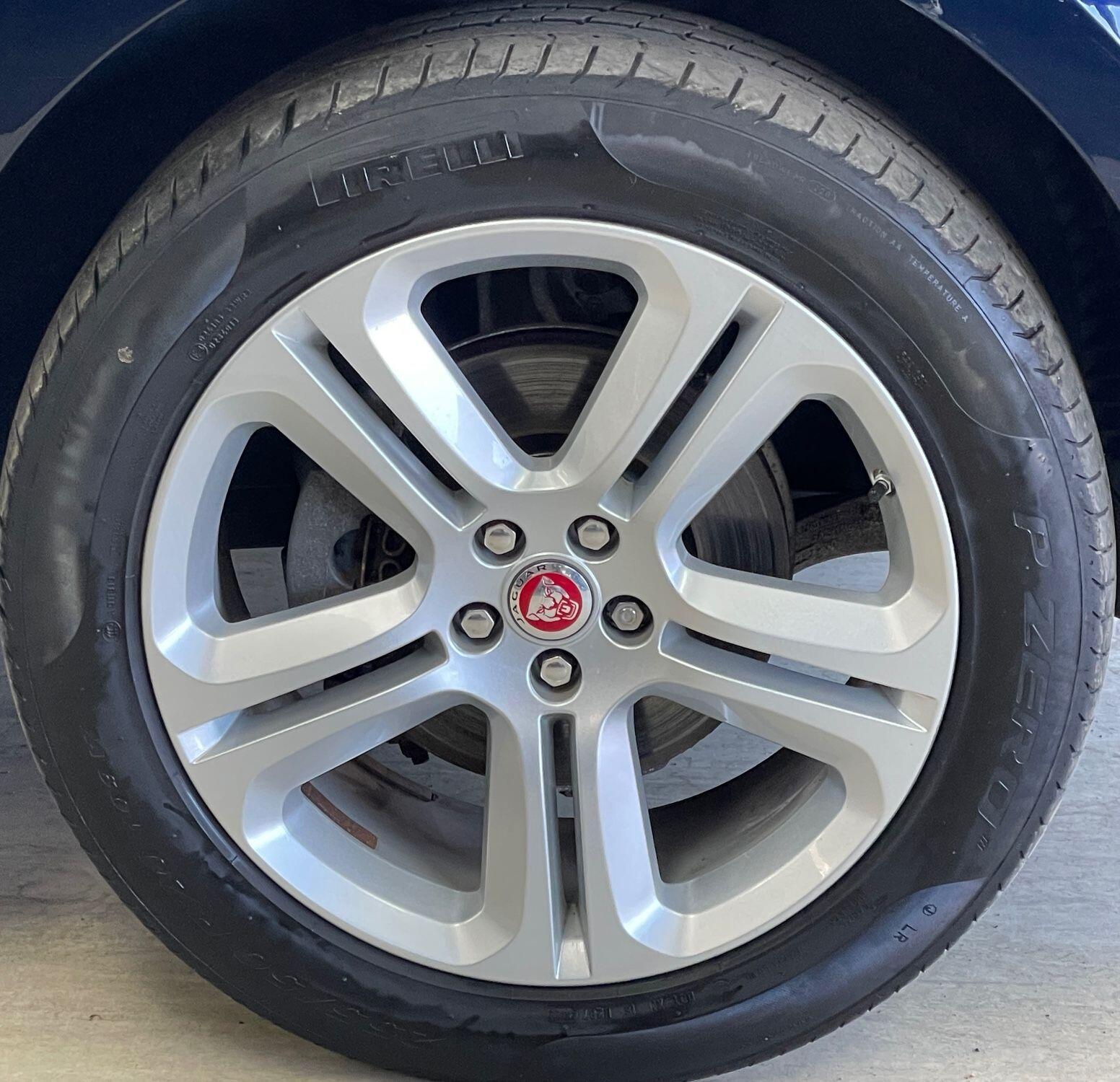 Jaguar F-Pace - Image 16