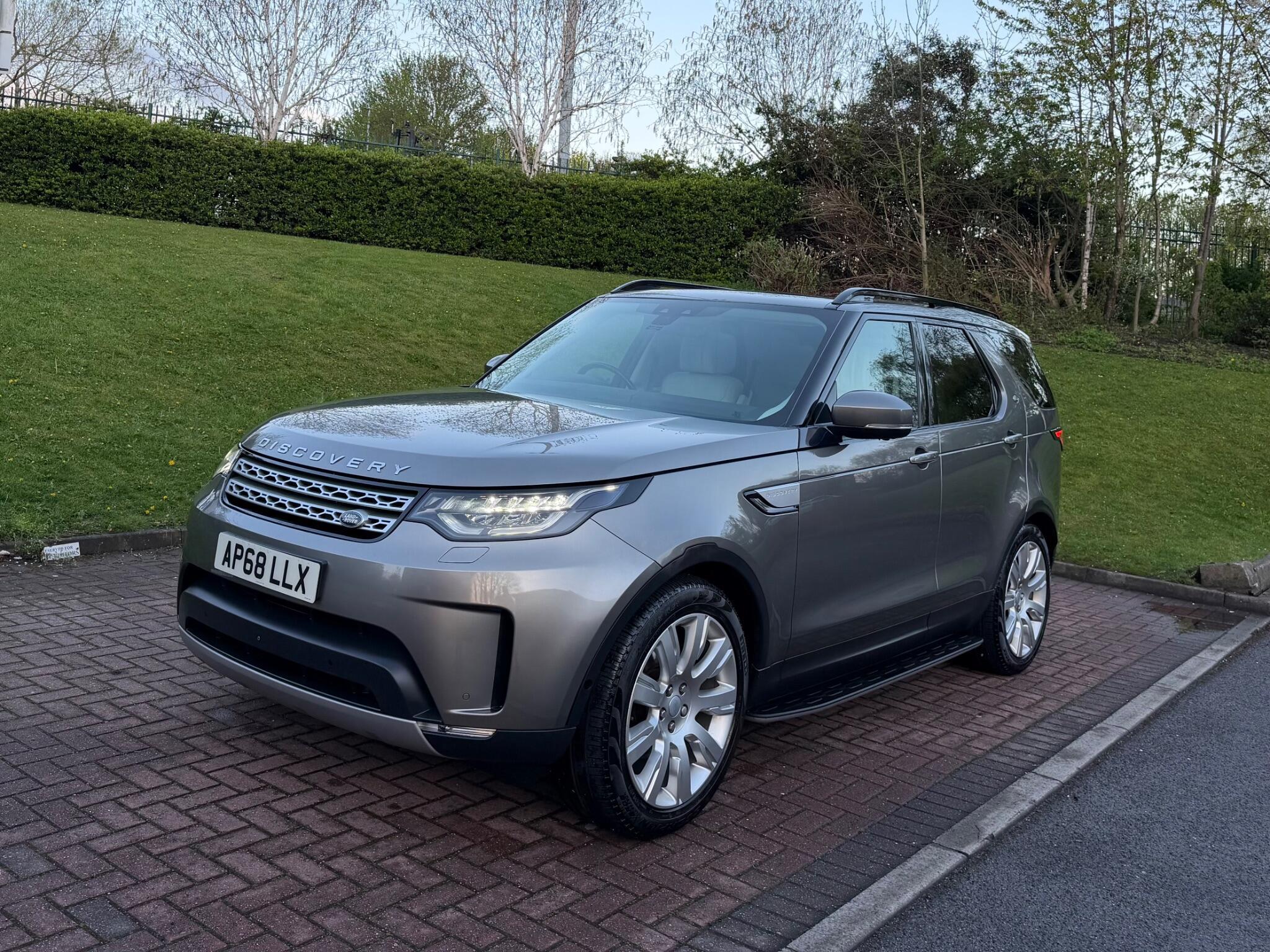 Land Rover Discovery - Image 10