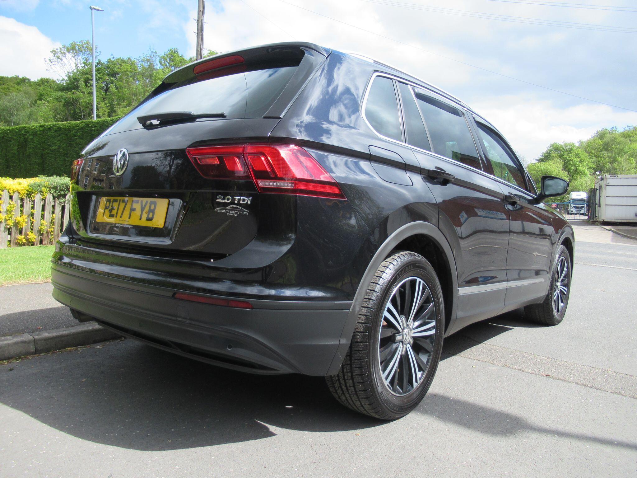 Volkswagen Tiguan - Image 3