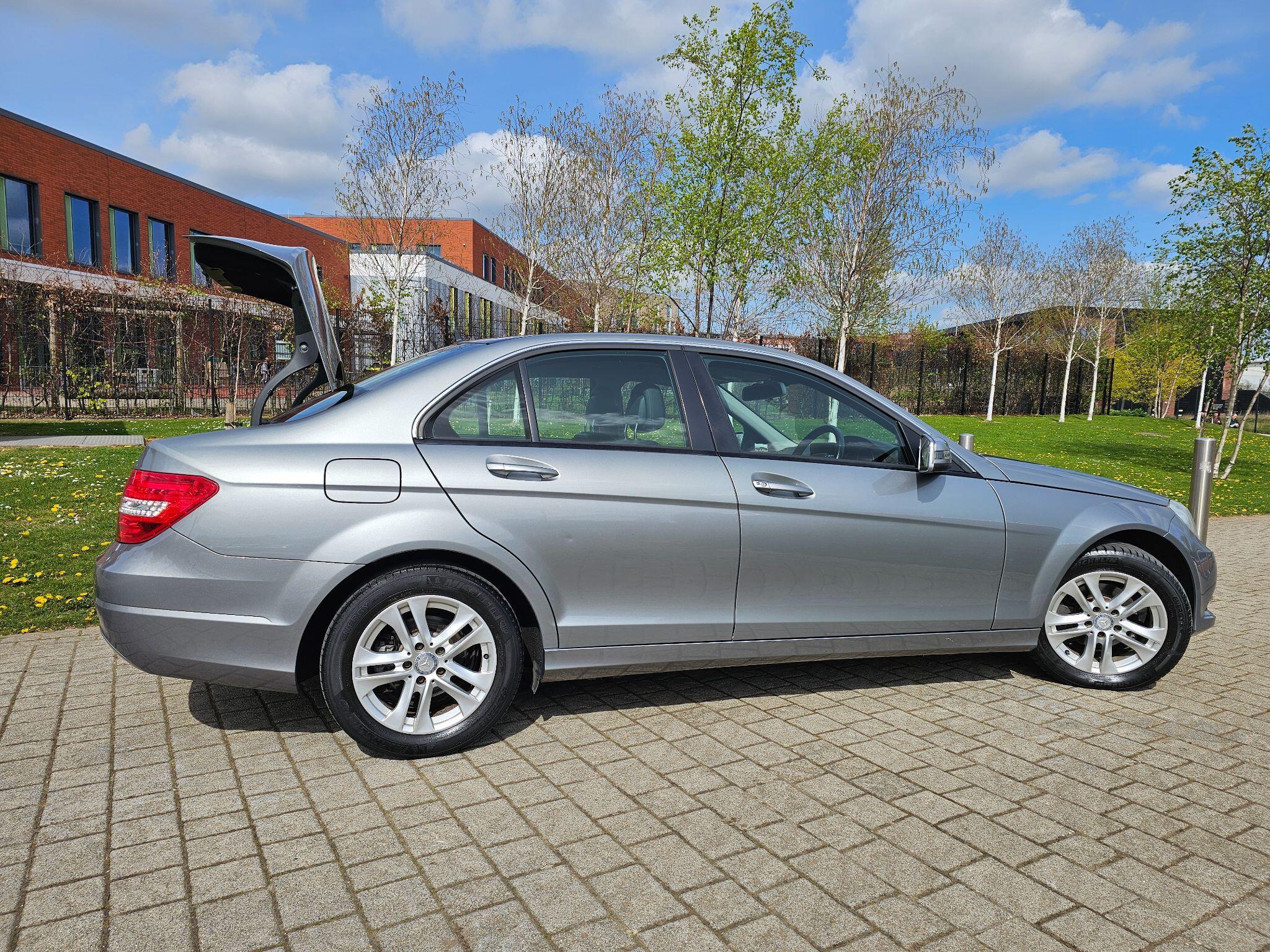 Mercedes C Class - Image 12