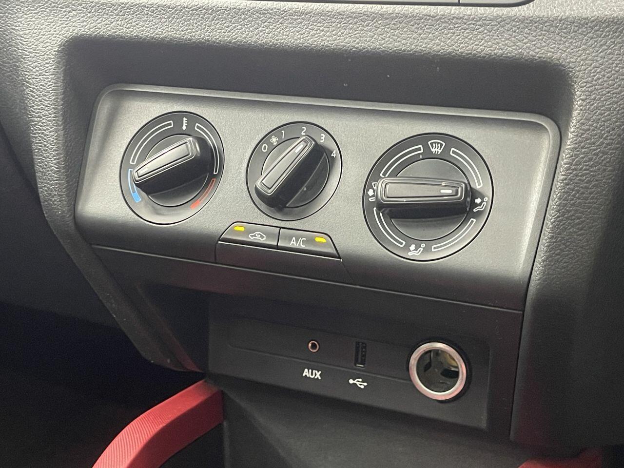 Skoda Fabia - Image 38