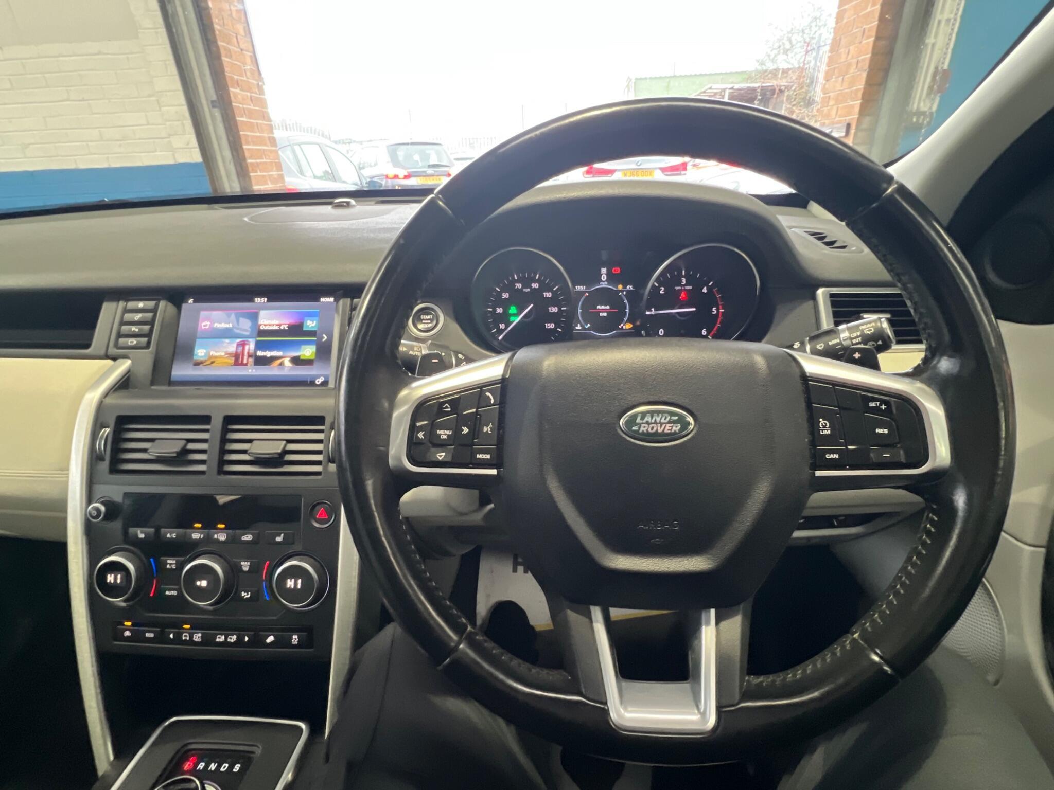 Land Rover DISCOVERY SPORT - Image 35