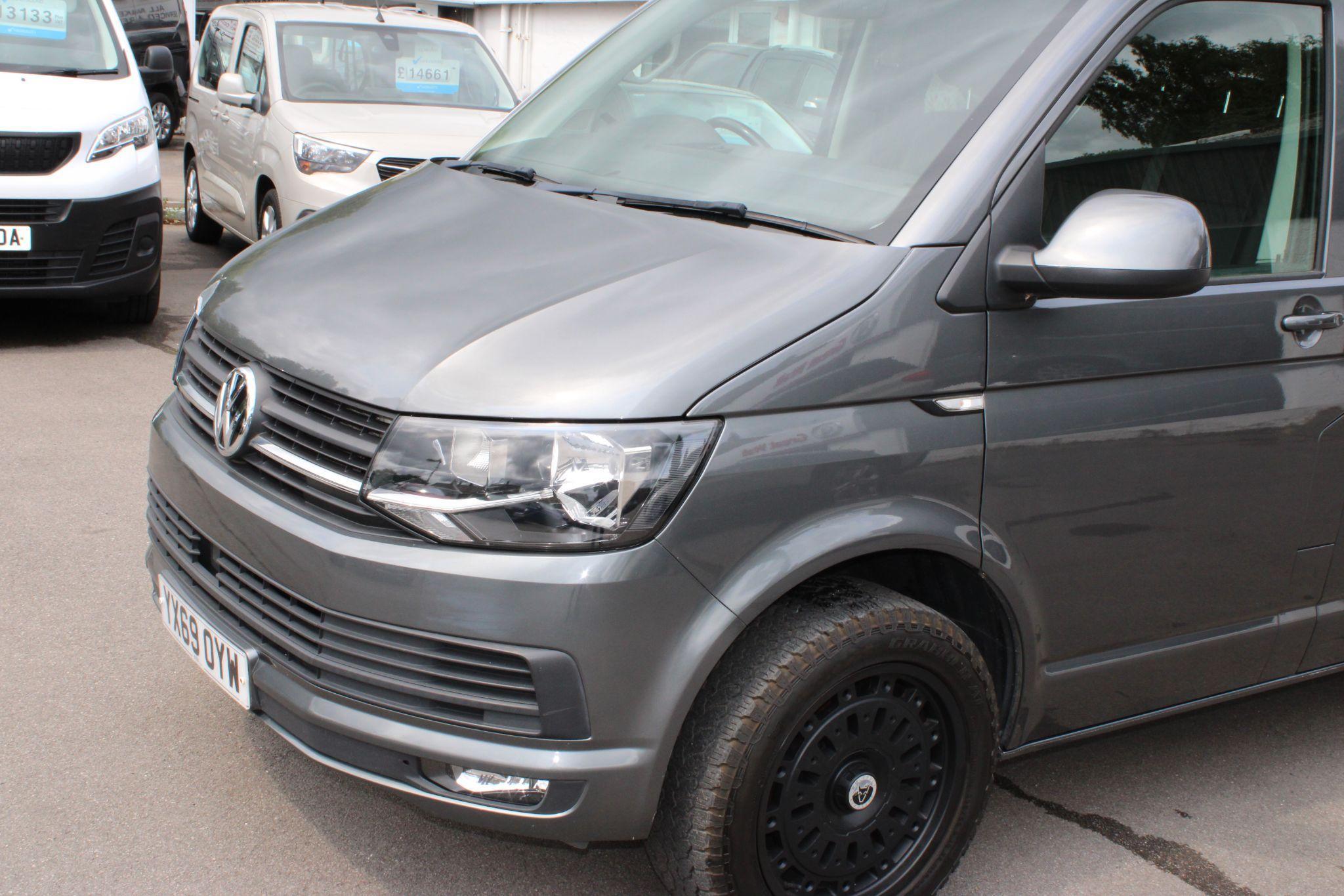 Volkswagen Campervan T6 - Image 14