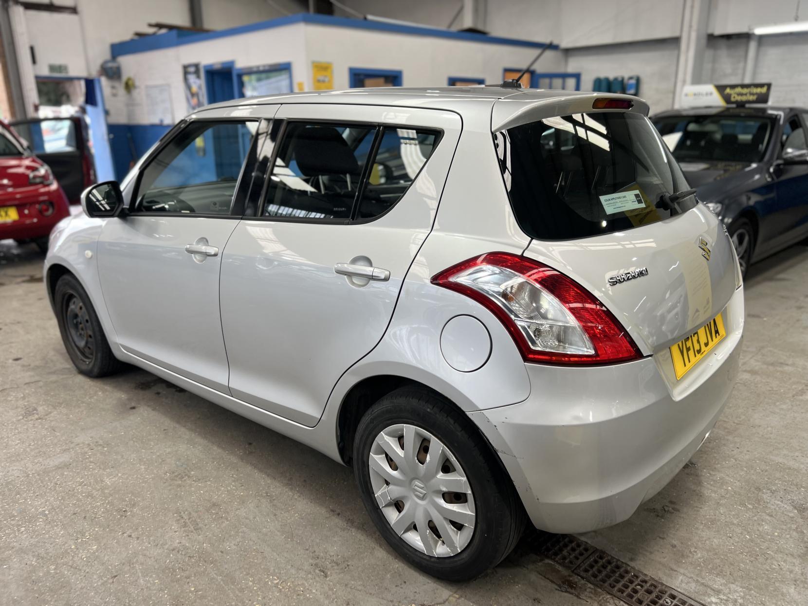 Suzuki Swift - Image 5