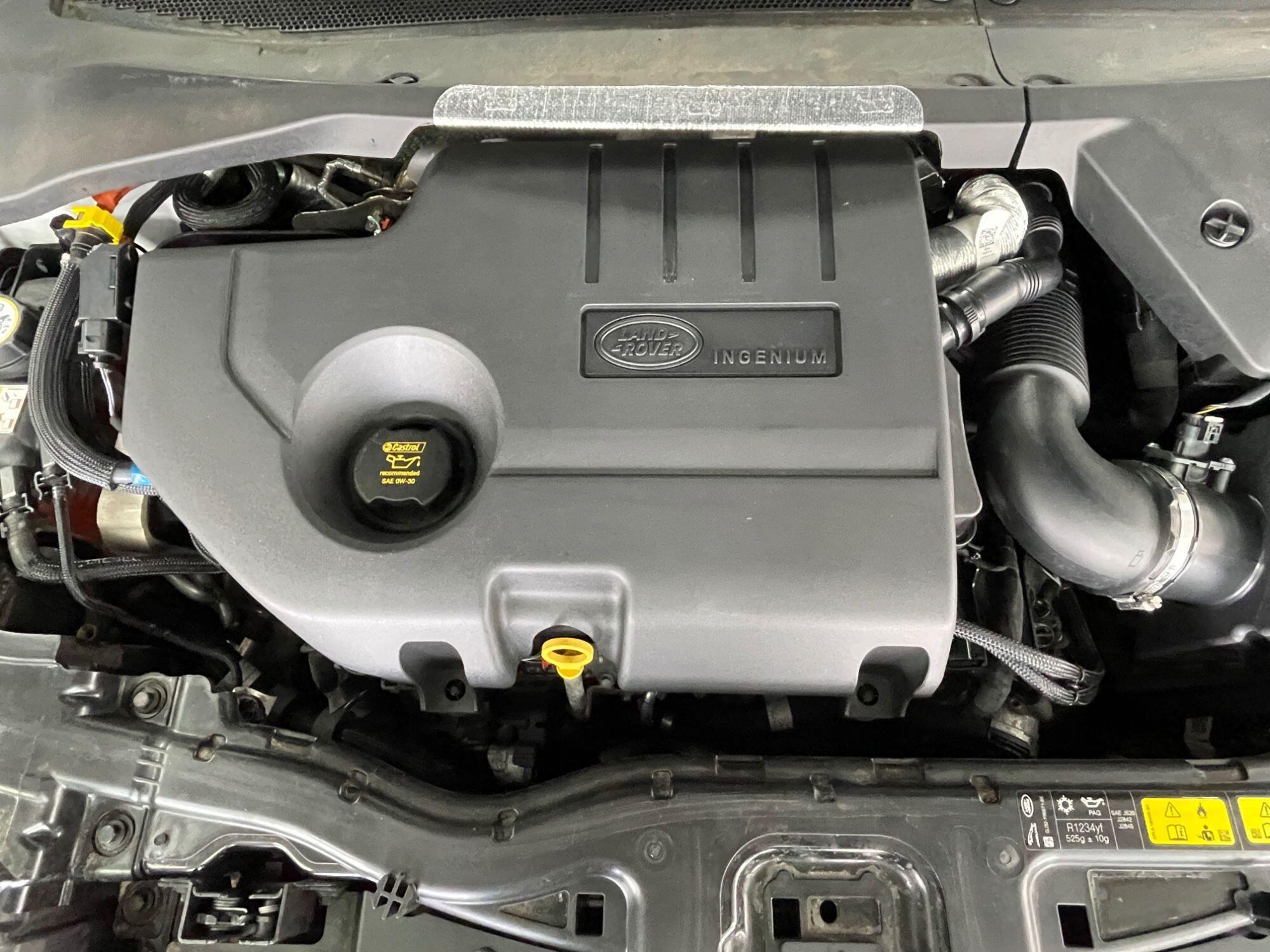 Land Rover DISCOVERY SPORT - Image 18