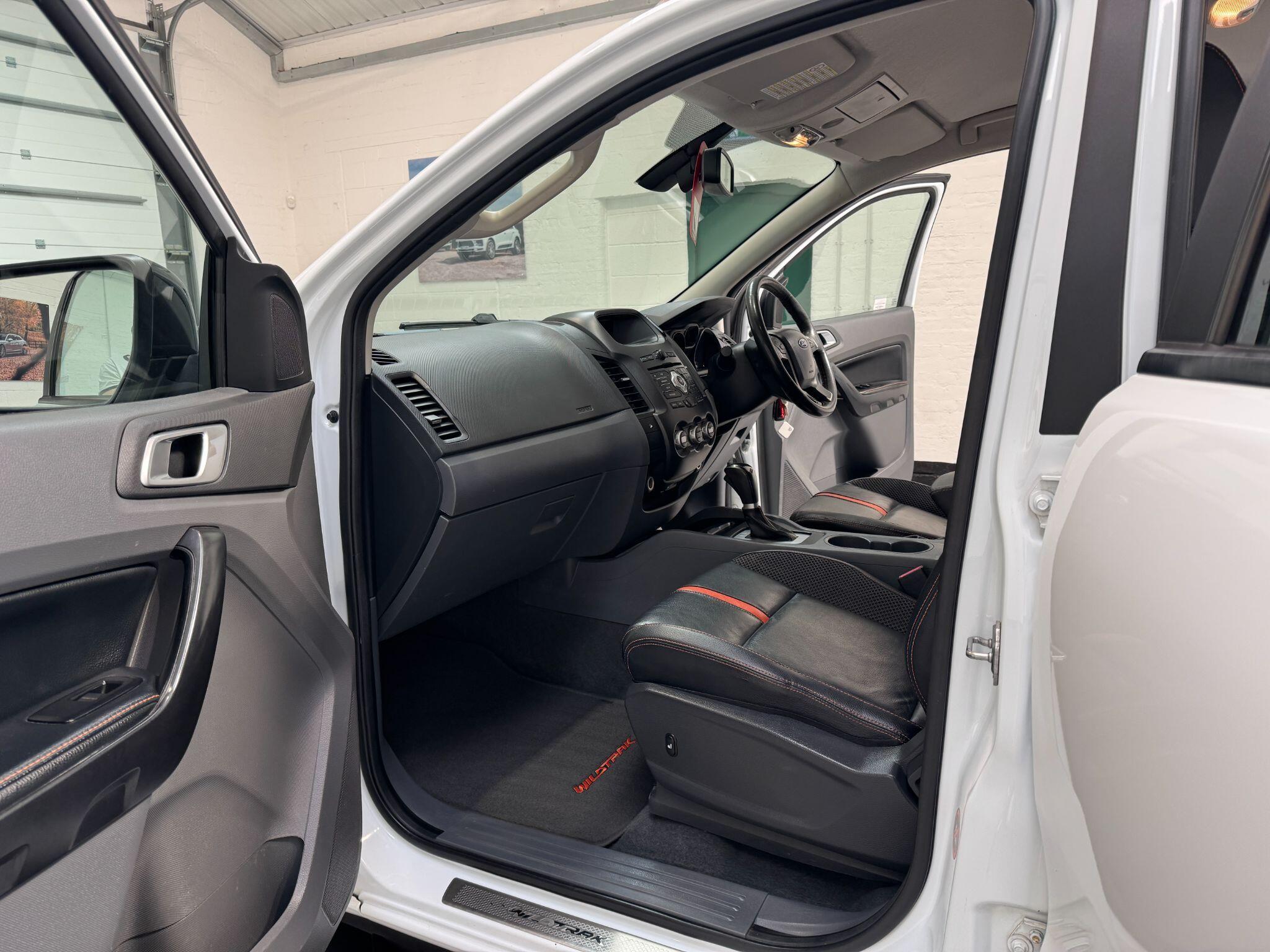 Ford Ranger - Image 49