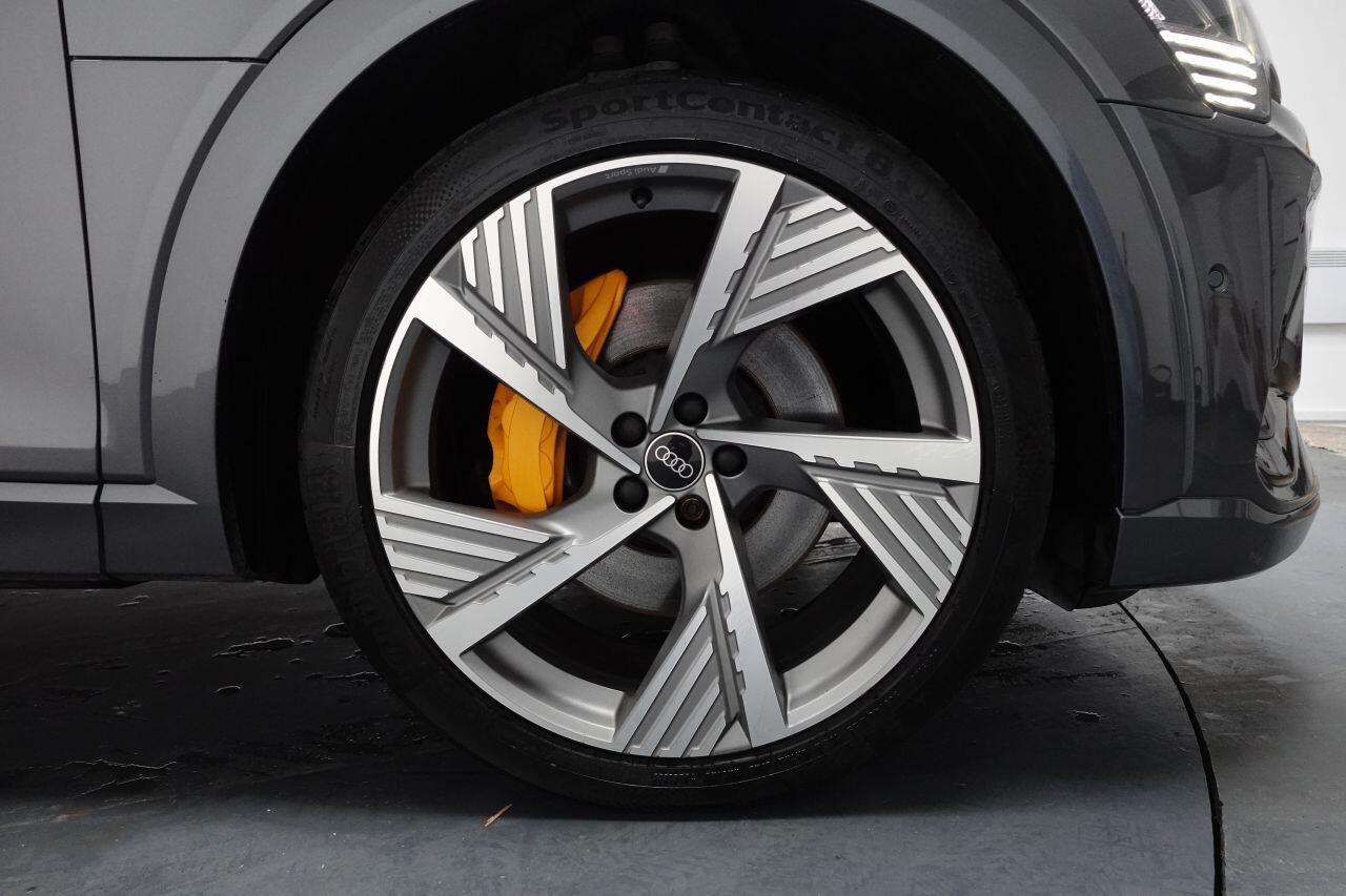 Audi E-Tron - Image 58