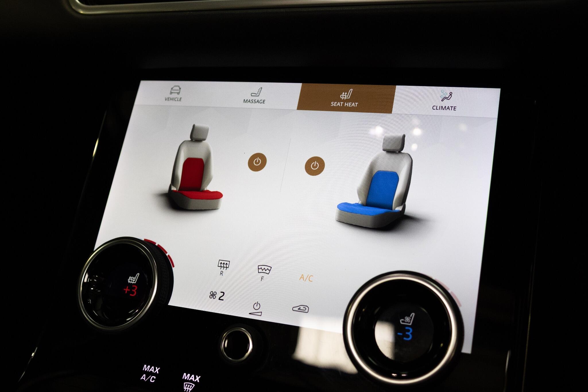 Land Rover Range Rover Velar - Image 30