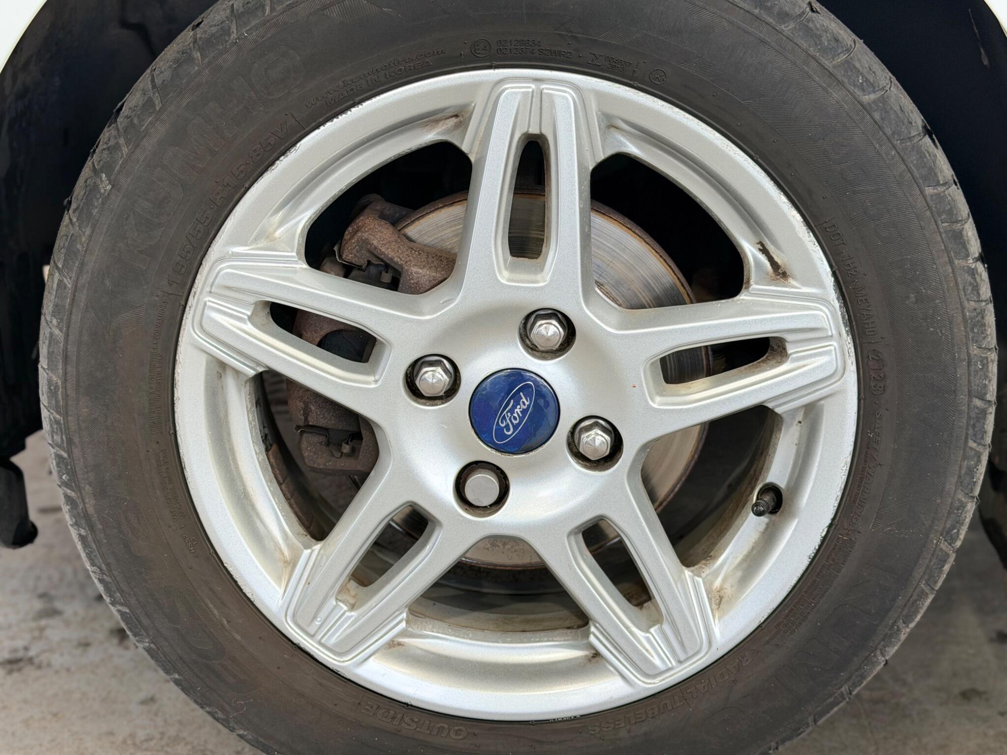 Ford Fiesta - Image 15