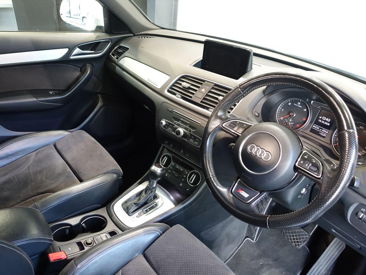 Audi Q3 - Image 3