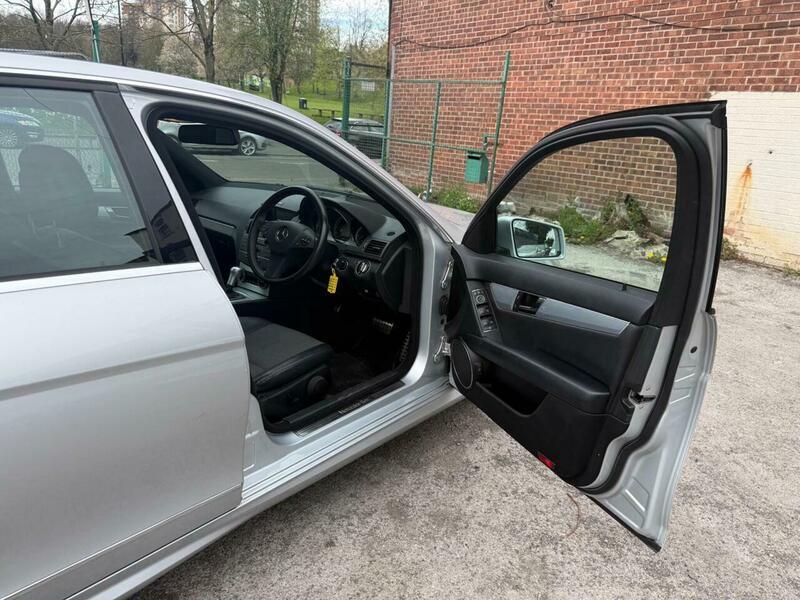 Mercedes C Class - Image 33