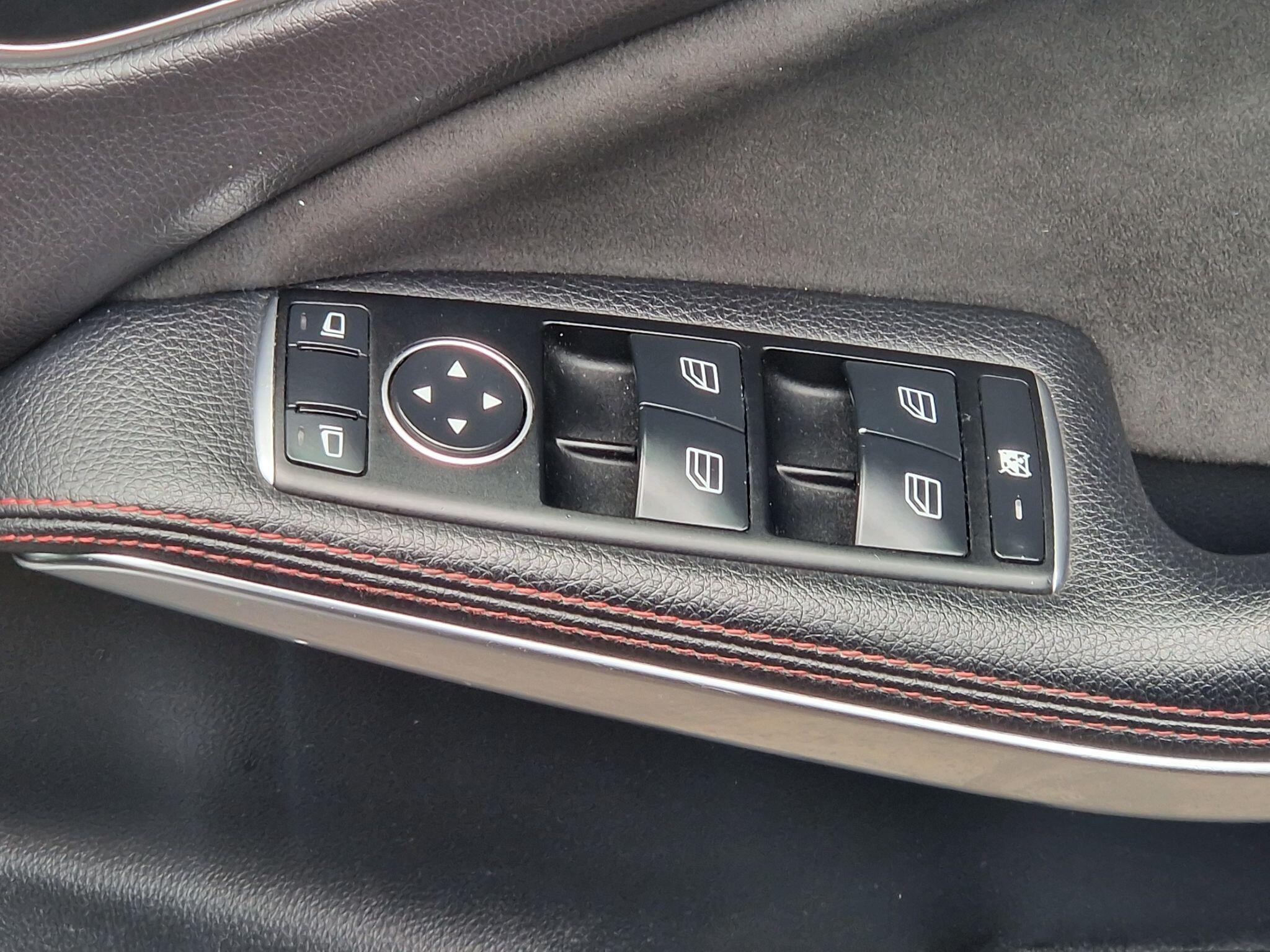 Mercedes GLA - Image 33