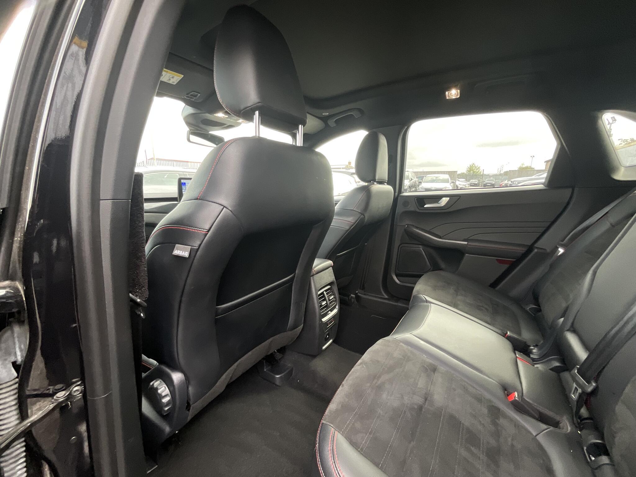 Ford Kuga - Image 13