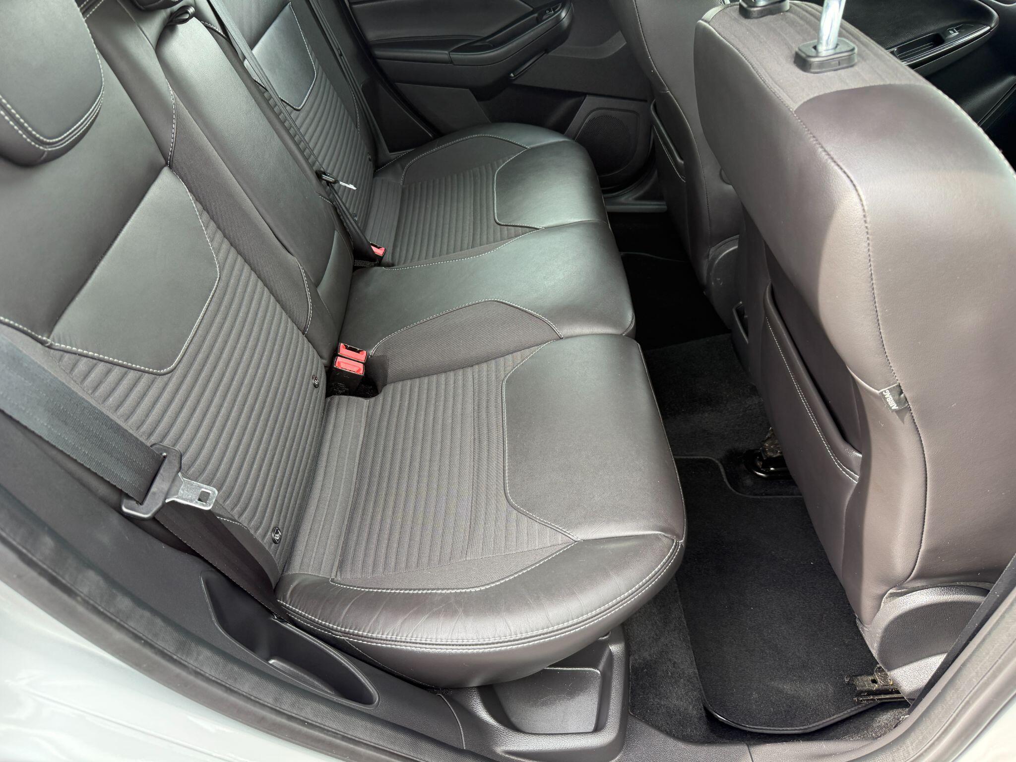 Ford Focus - Image 33