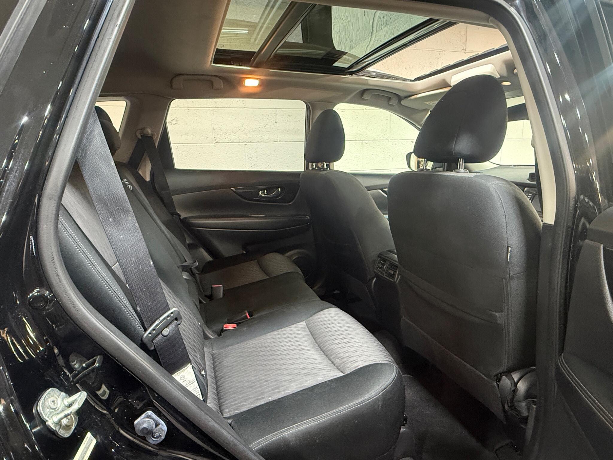 Nissan X-Trail - Image 11