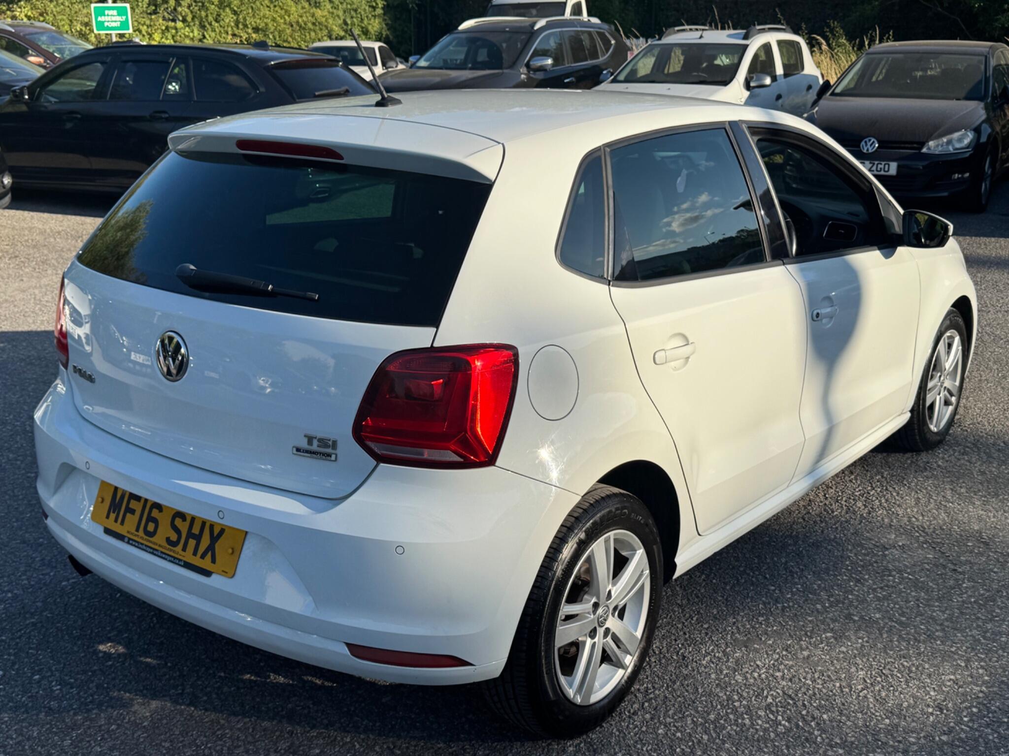Volkswagen Polo - Image 12