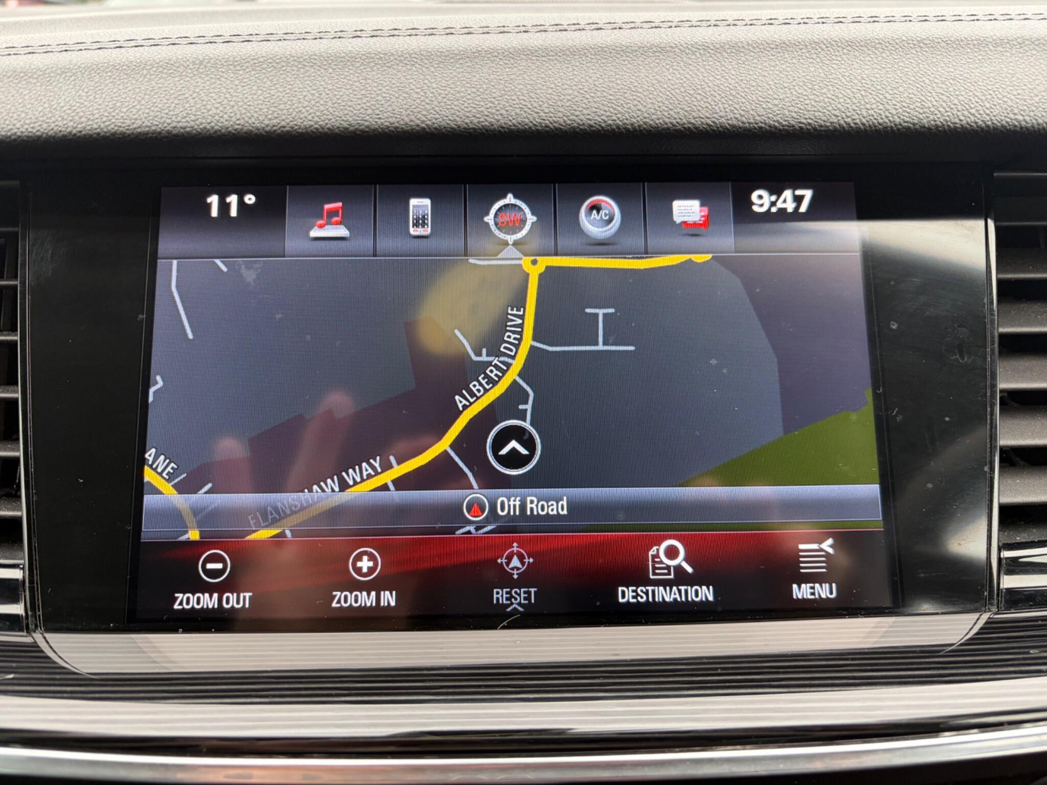 Vauxhall Insignia - Image 34